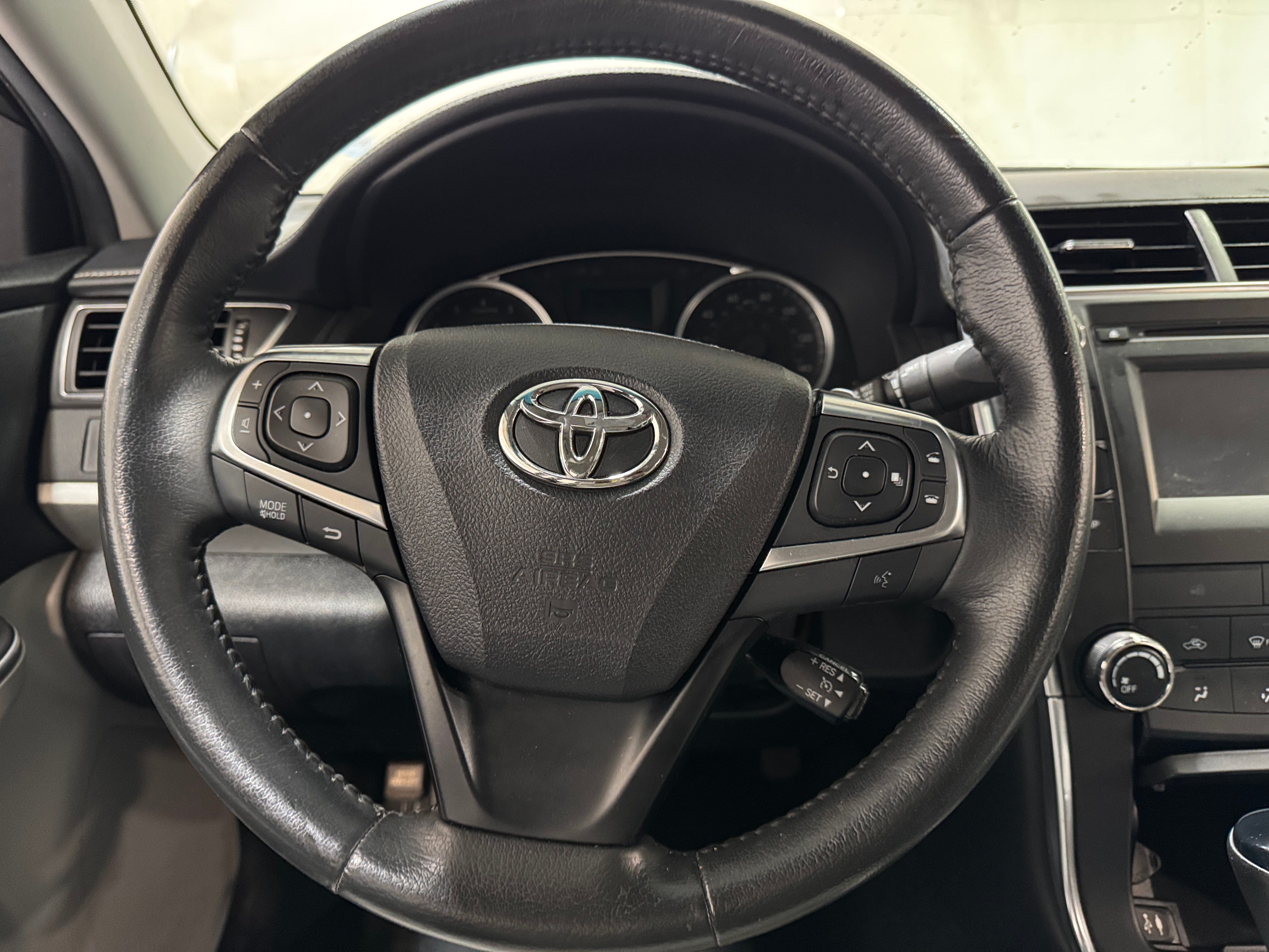 2015 Toyota Camry SE 5