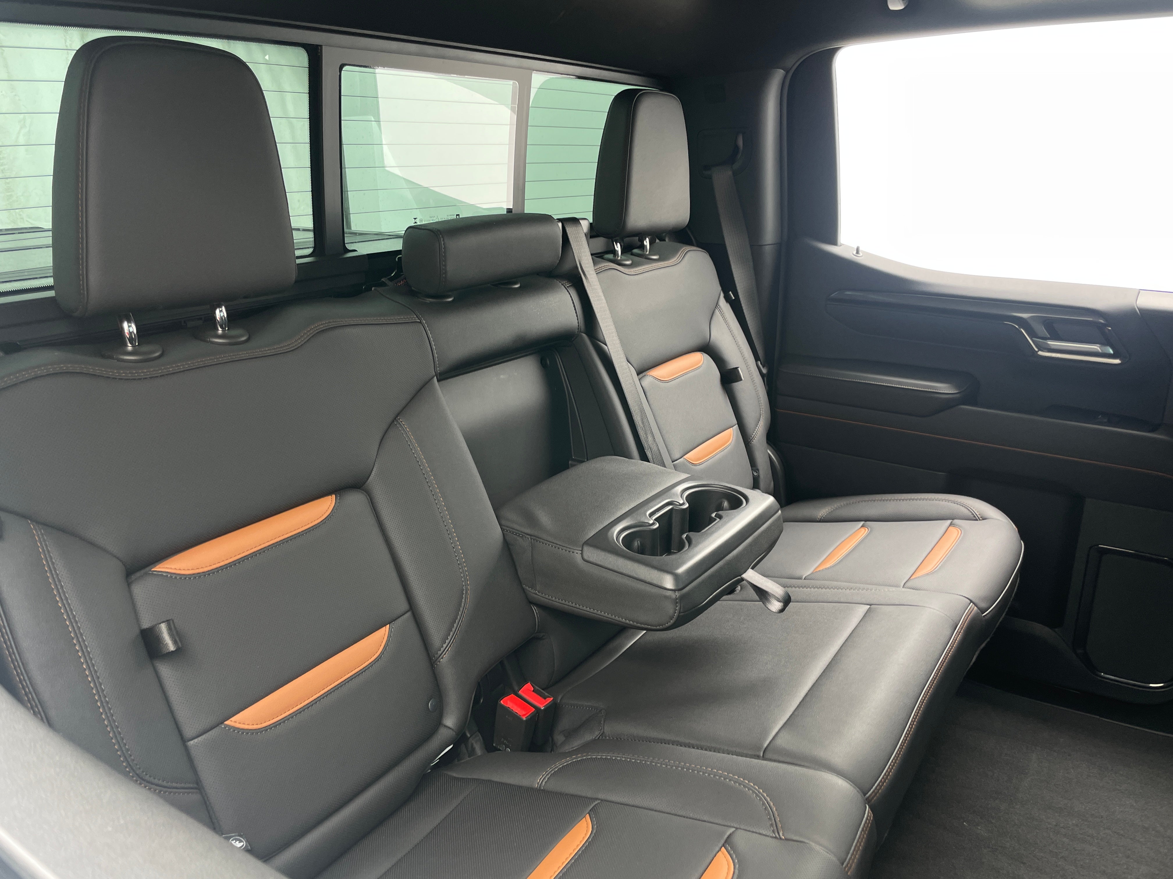 2025 GMC Sierra 1500 AT4 5