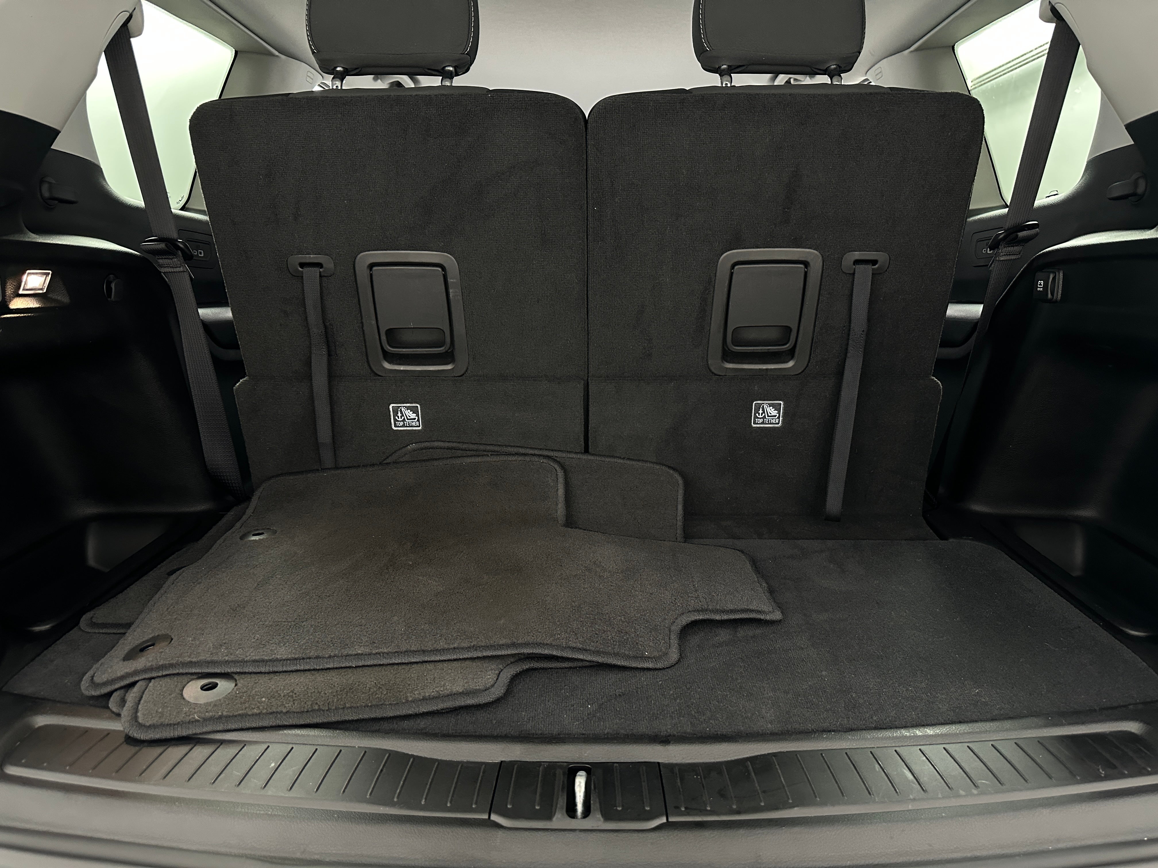 2023 Jeep Grand Cherokee L Laredo 7