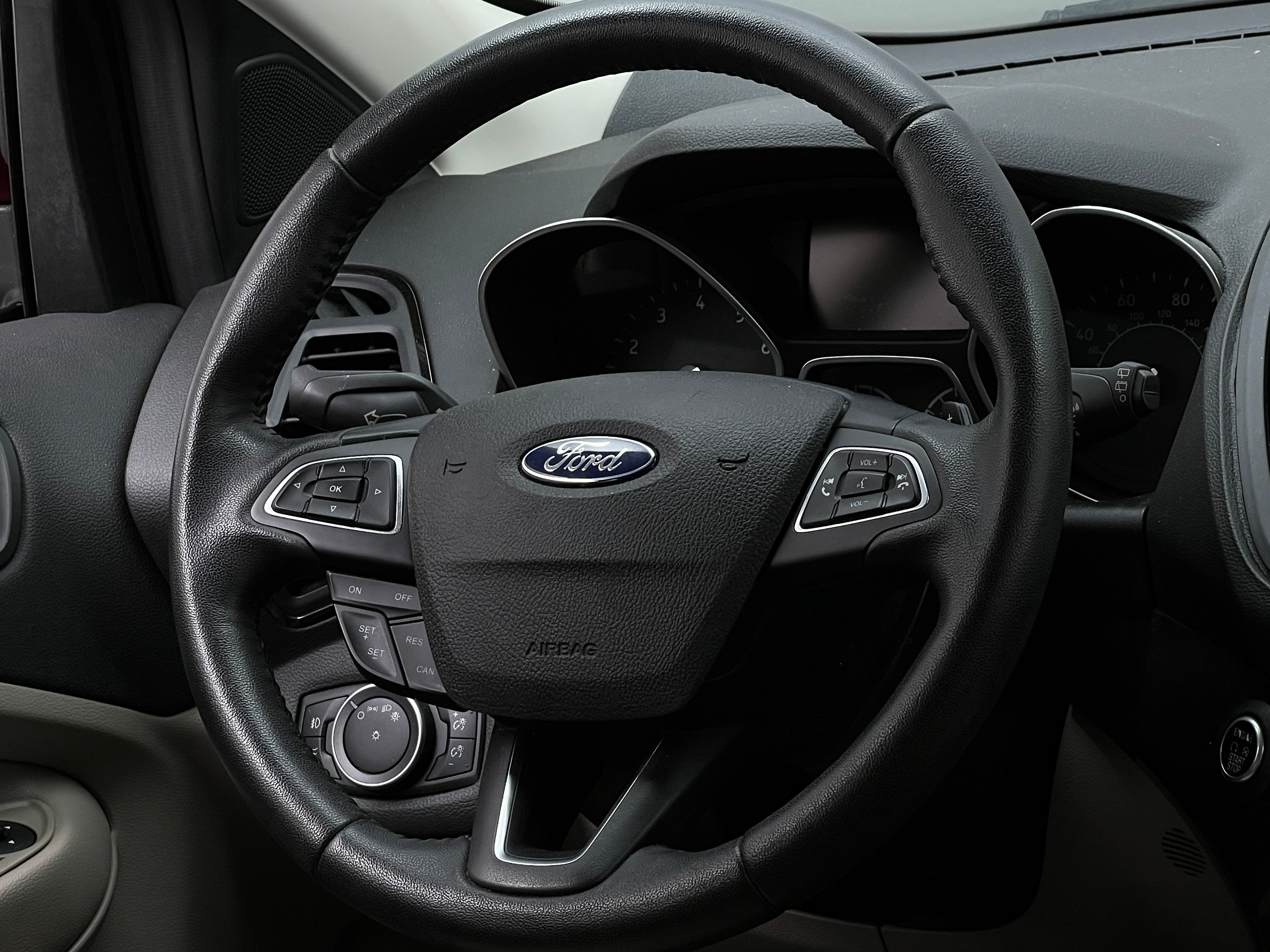 2017 Ford Escape Titanium 4
