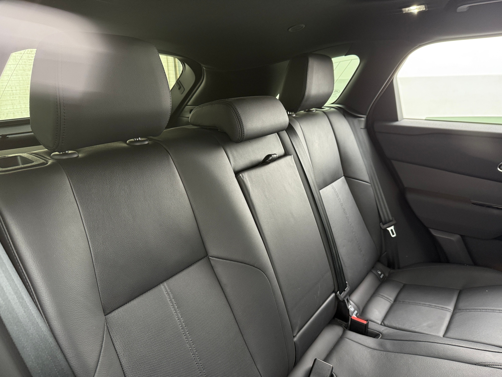 Thumbnail: 2025 Land Rover Range Rover Velar - 5