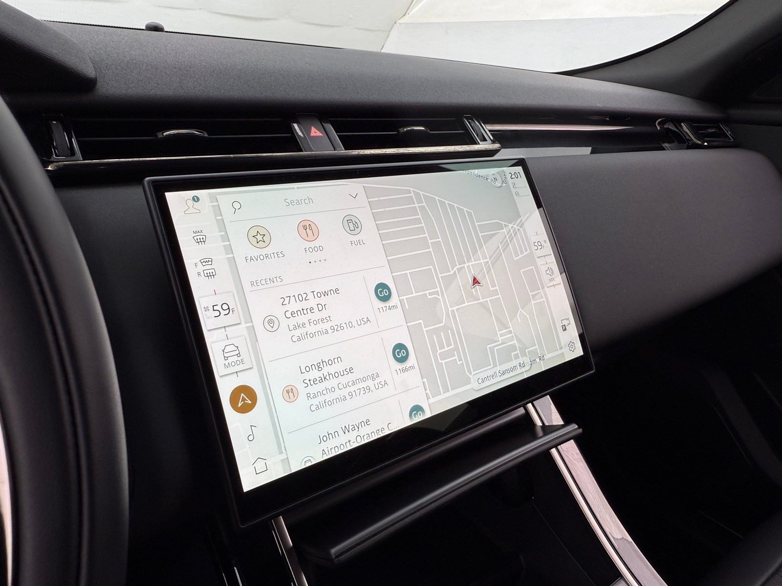 Thumbnail: 2025 Land Rover Range Rover Velar - 3