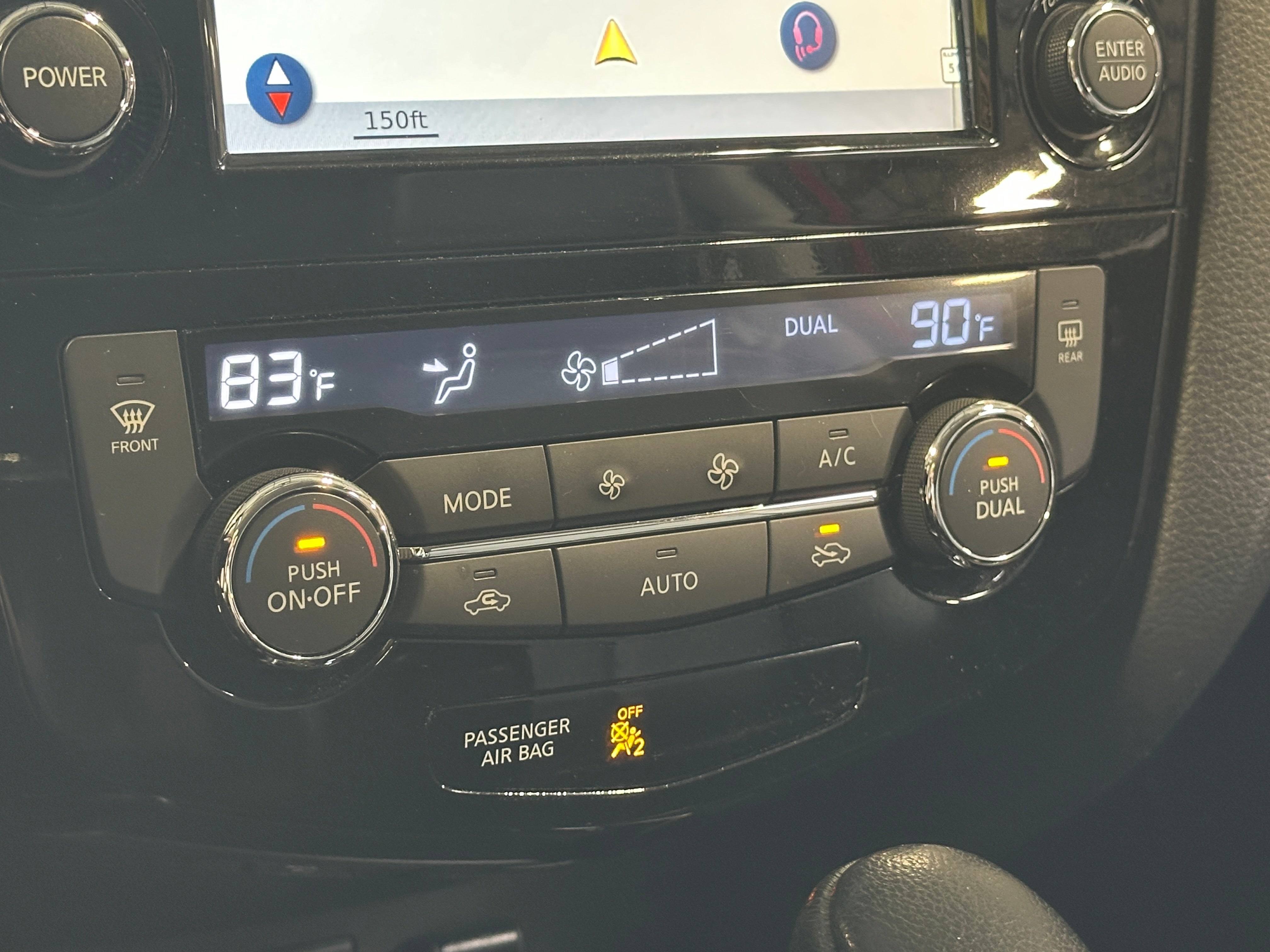2016 Nissan Rogue SL 4