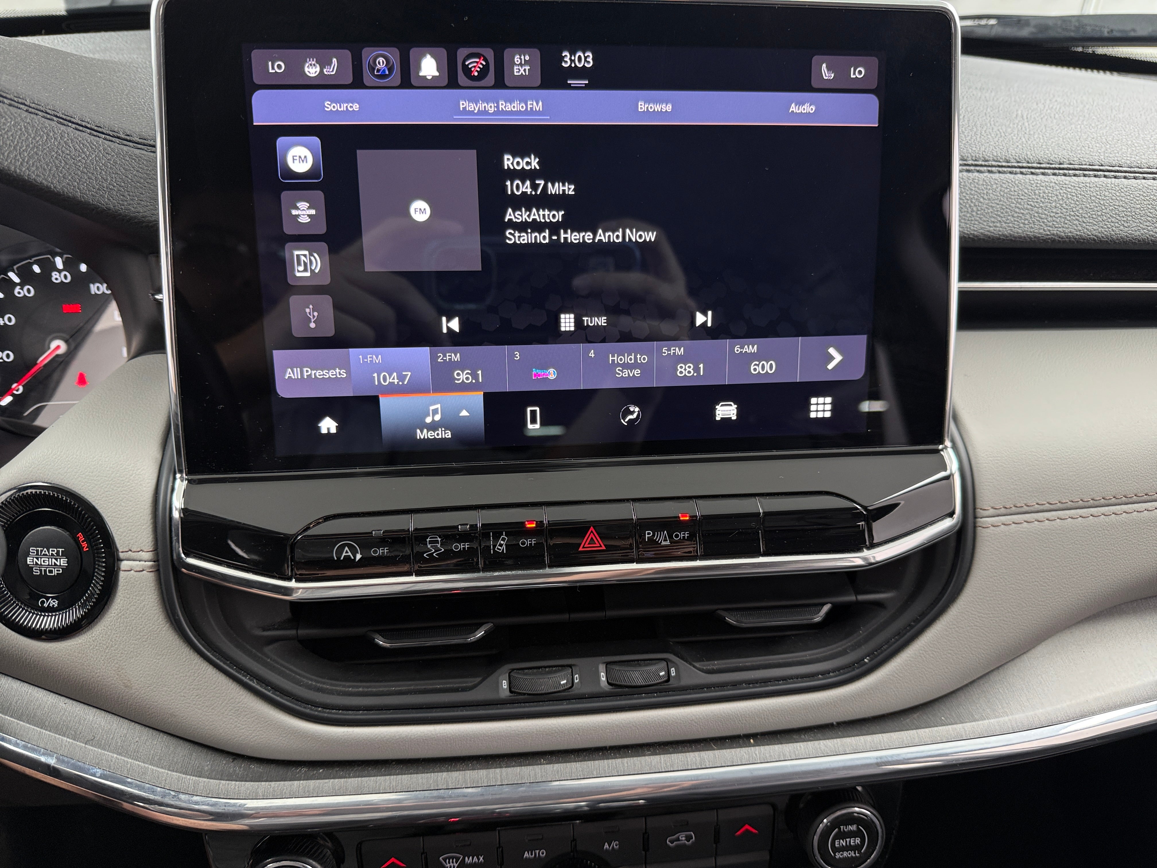 2022 Jeep Compass Limited 3