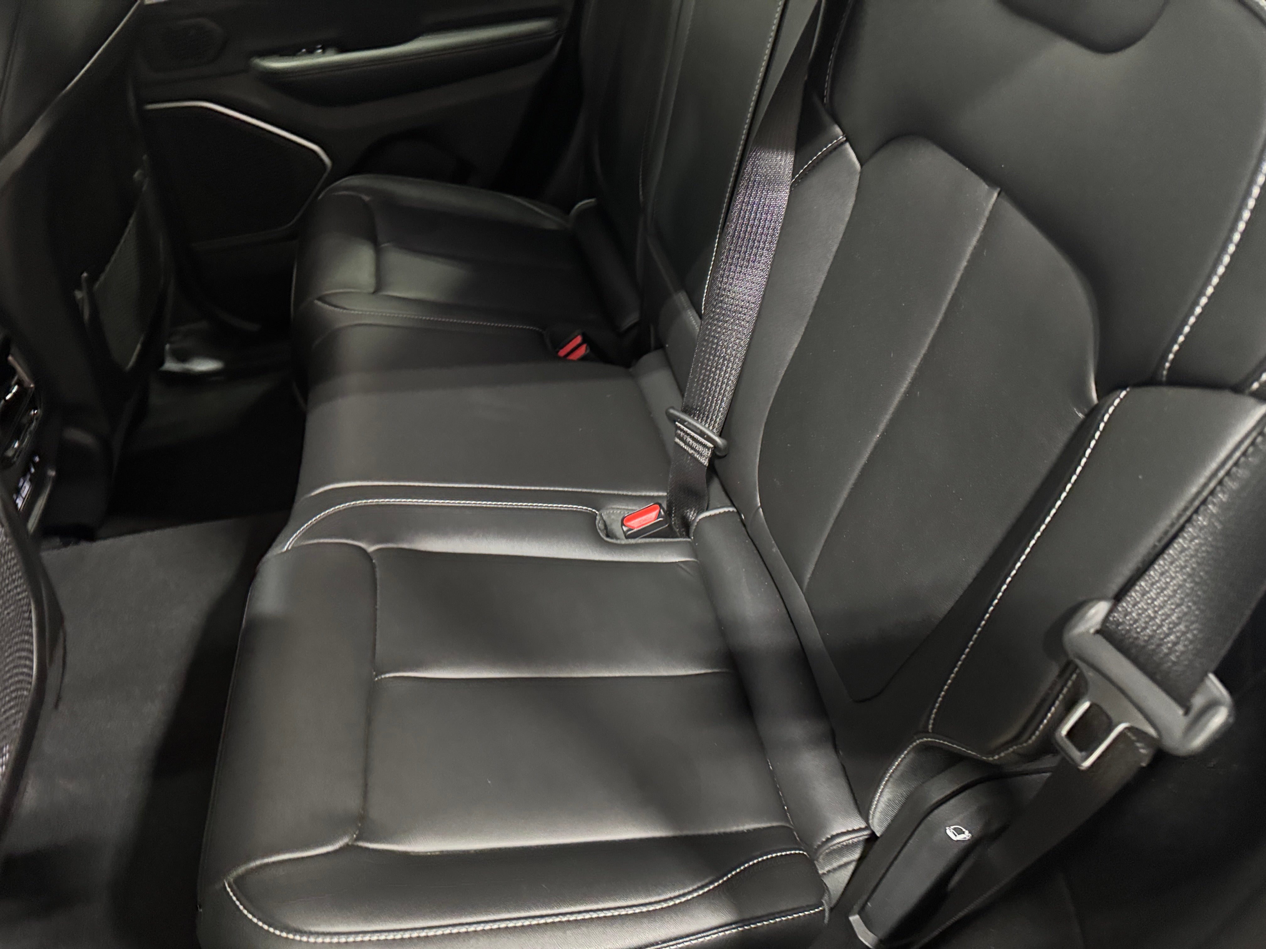 2022 Jeep Grand Cherokee Limited Edition 5
