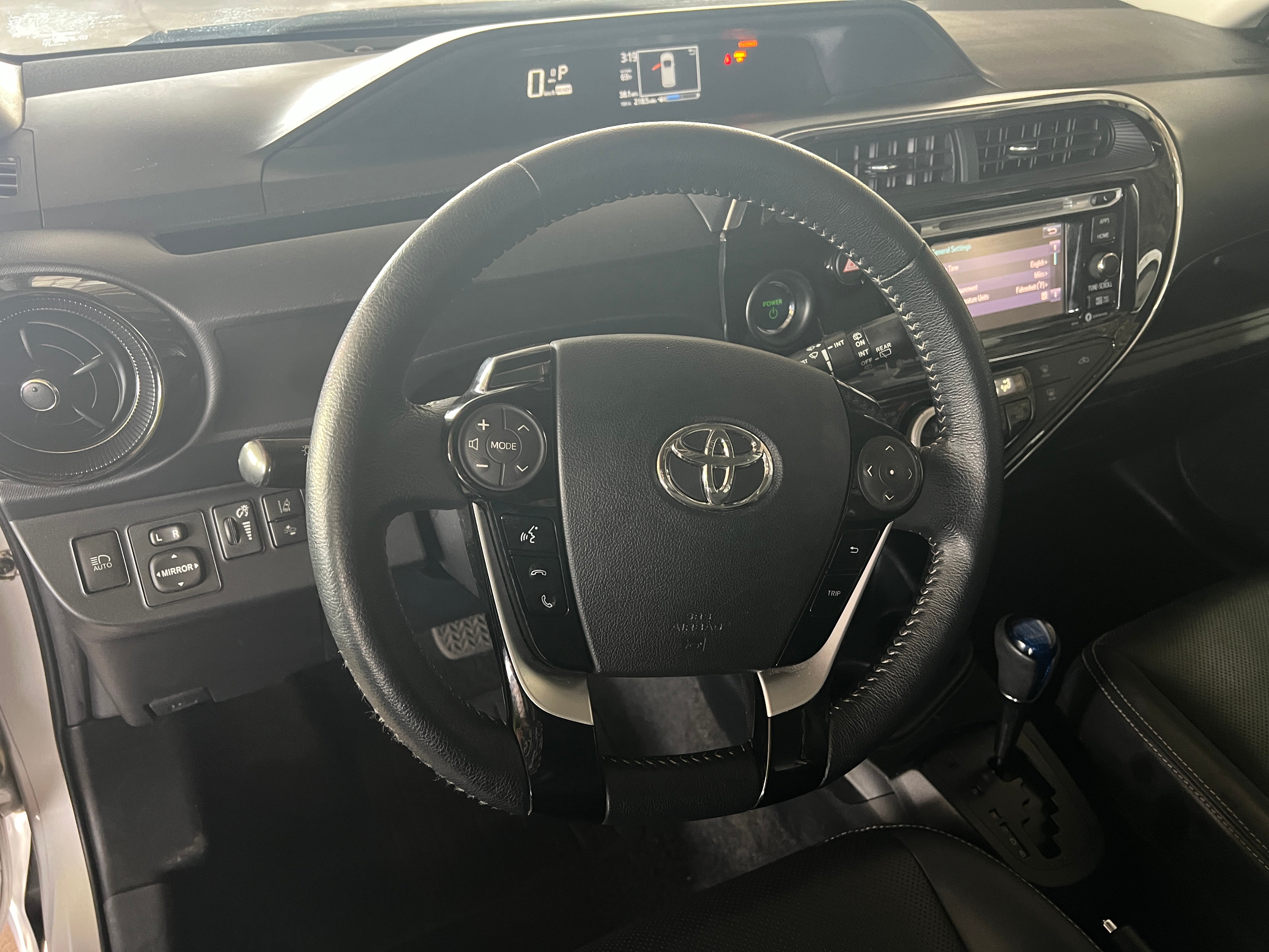 2018 Toyota Prius c Four 5