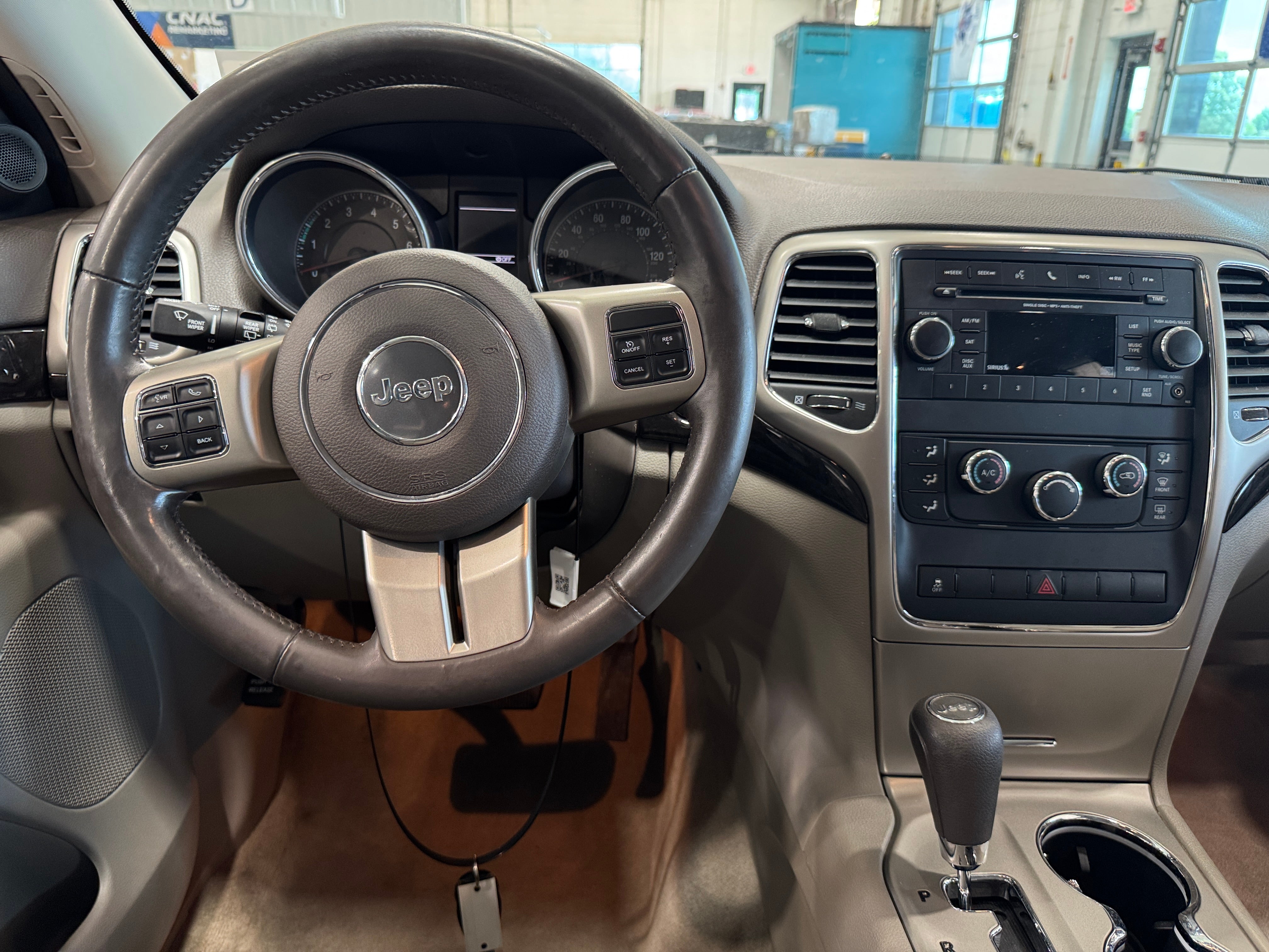 2012 Jeep Grand Cherokee Laredo 5