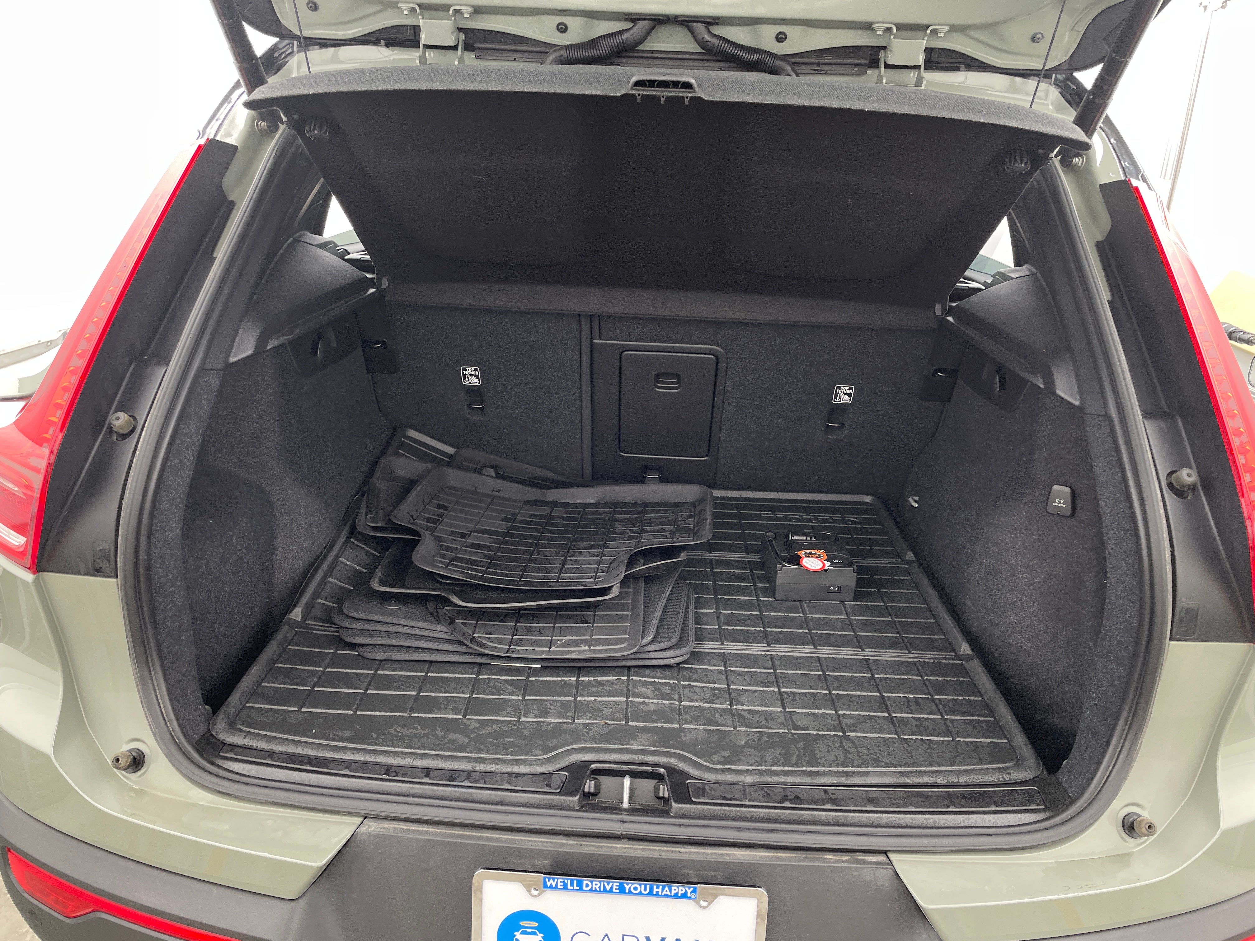 2021 Volvo XC40 Recharge Core 6
