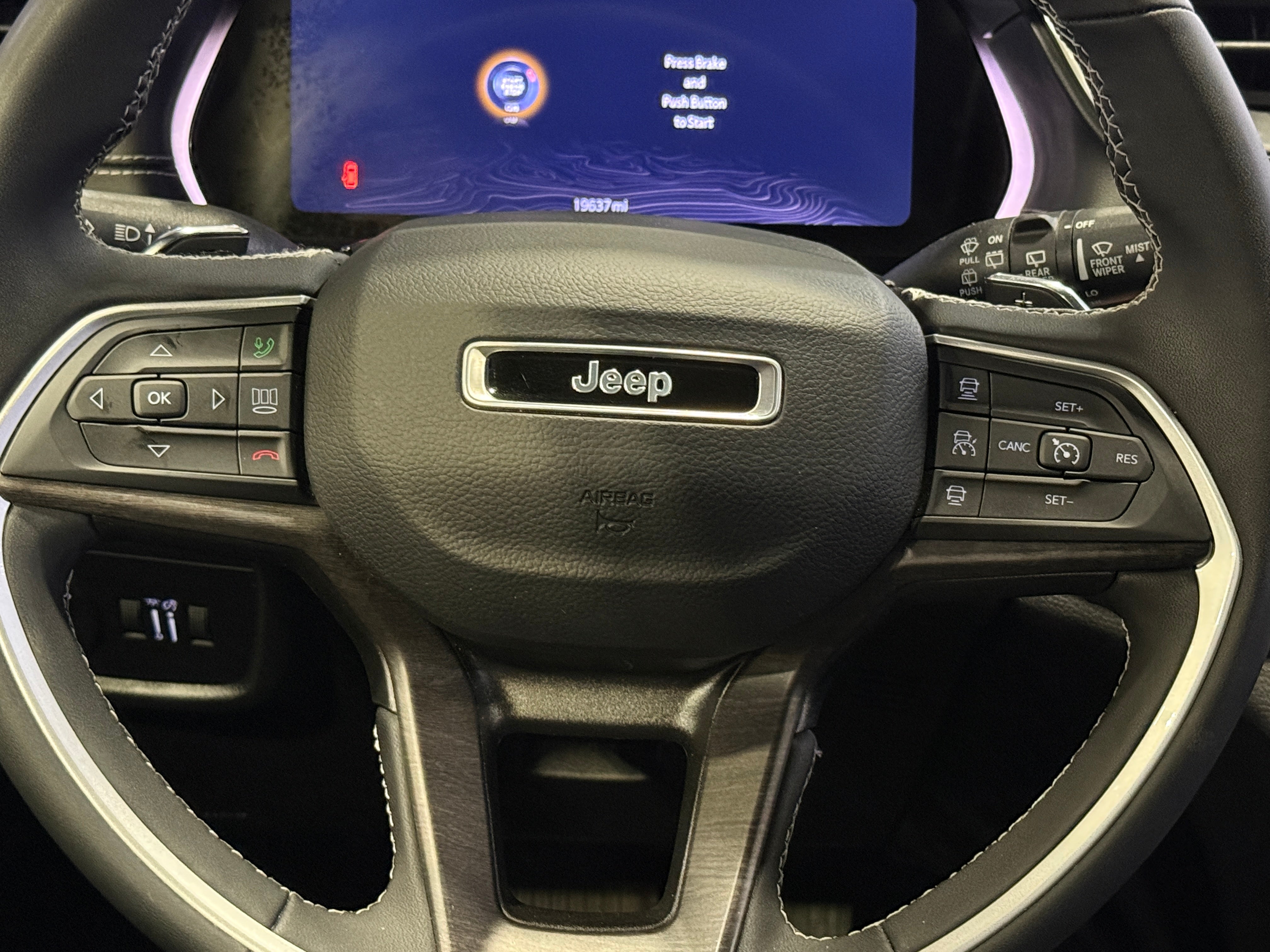 2023 Jeep Grand Cherokee L Limited Edition 4
