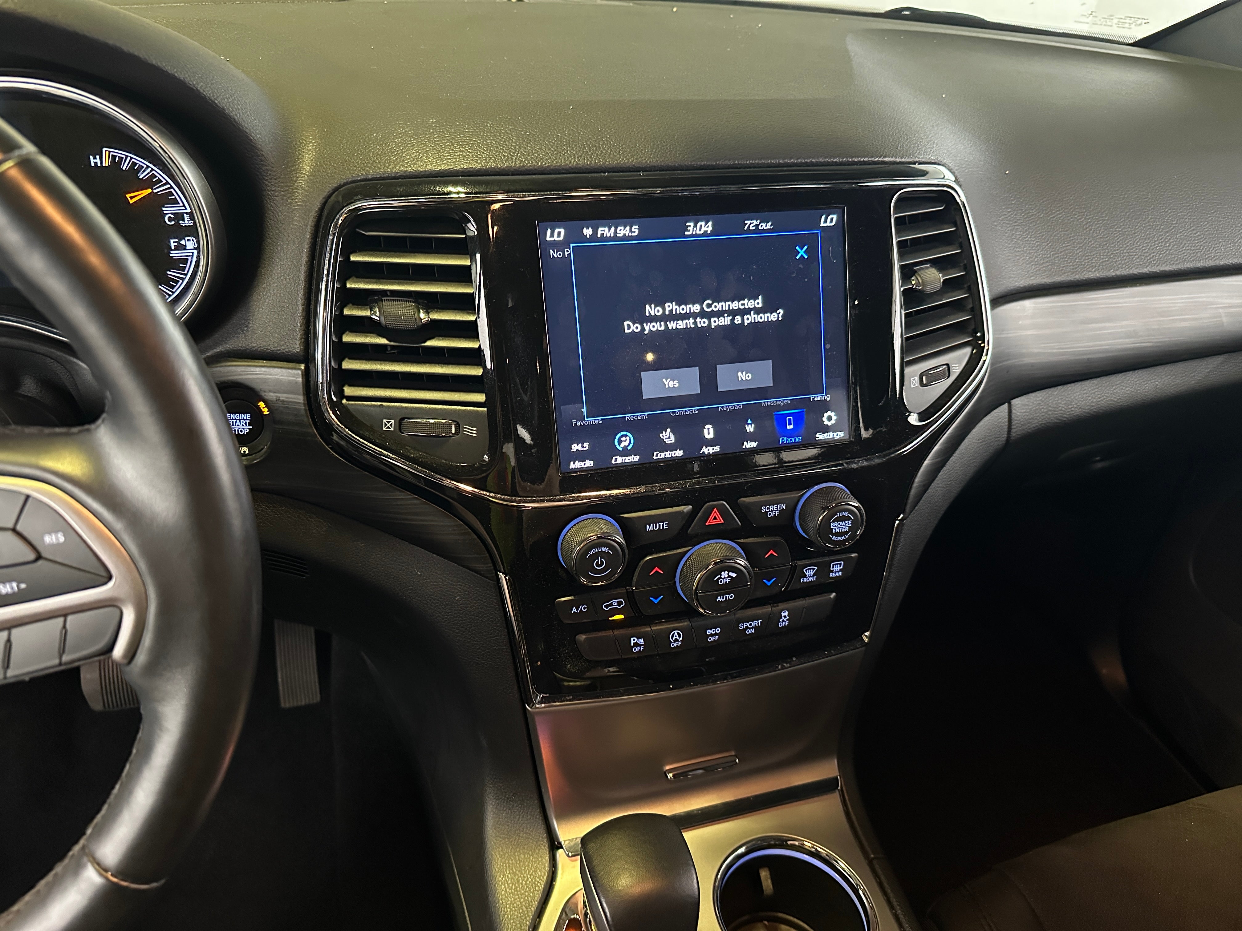 2021 Jeep Grand Cherokee Laredo 4
