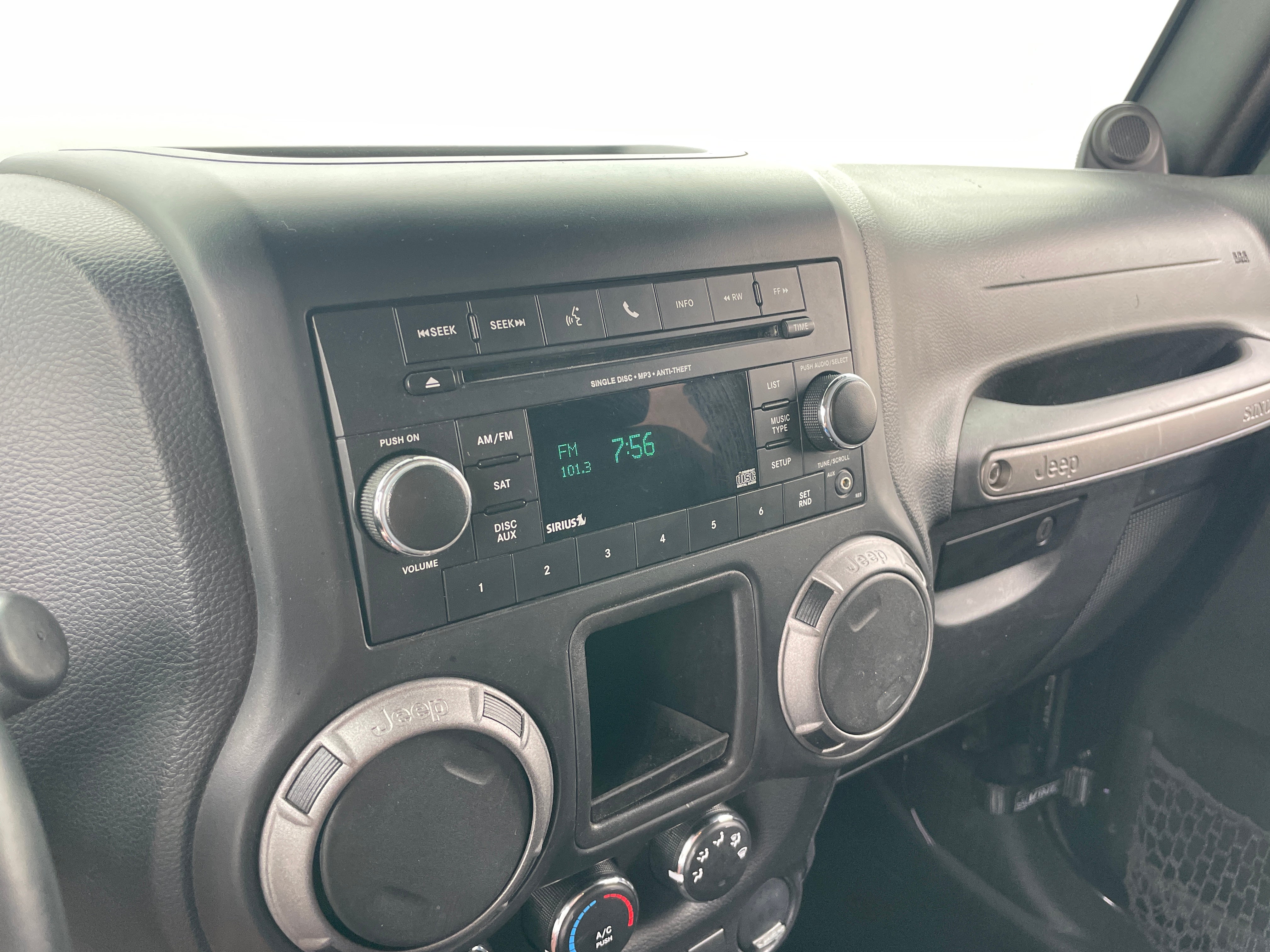 2014 Jeep Wrangler Sport 3