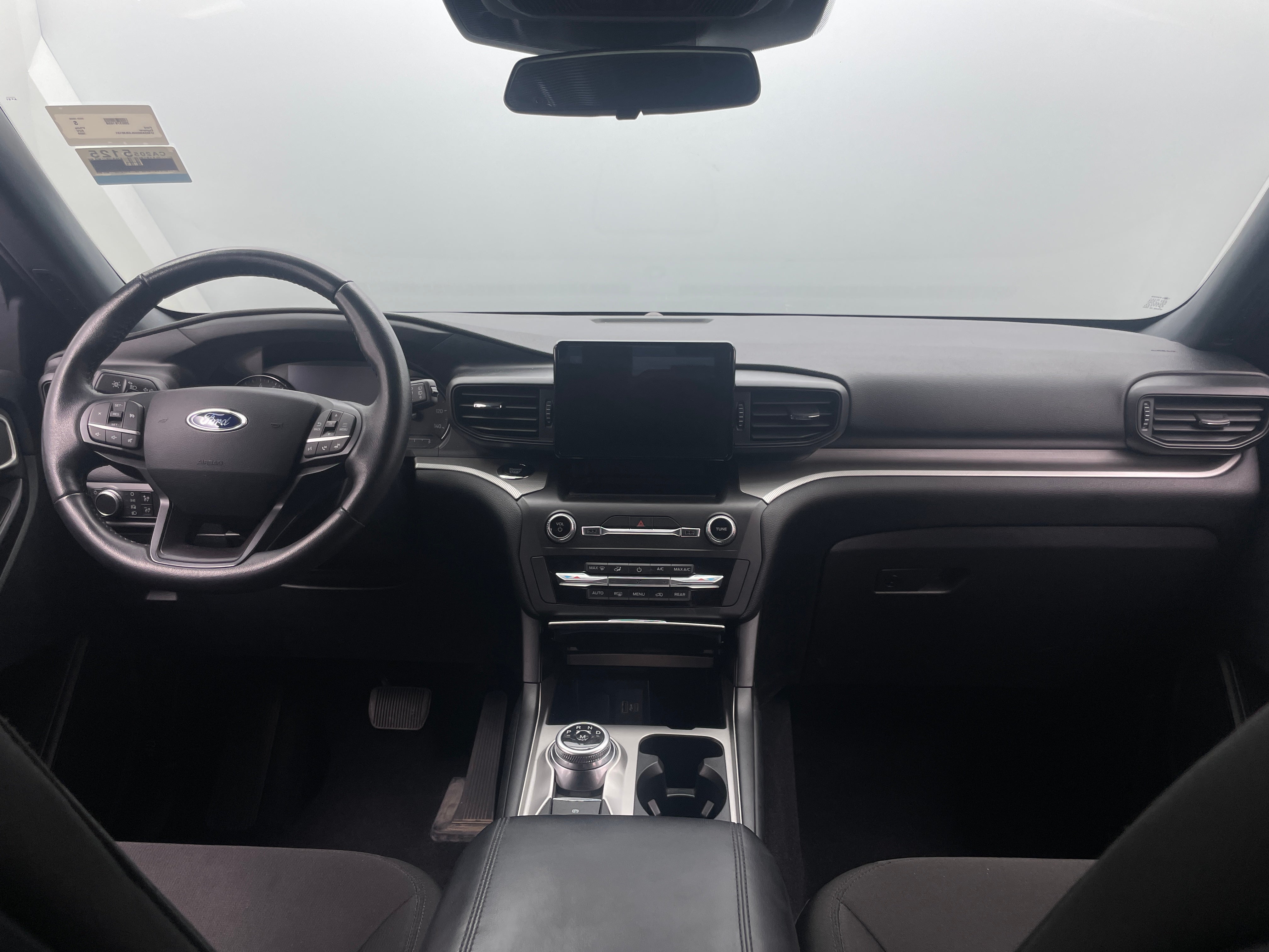 2020 Ford Explorer XLT 3