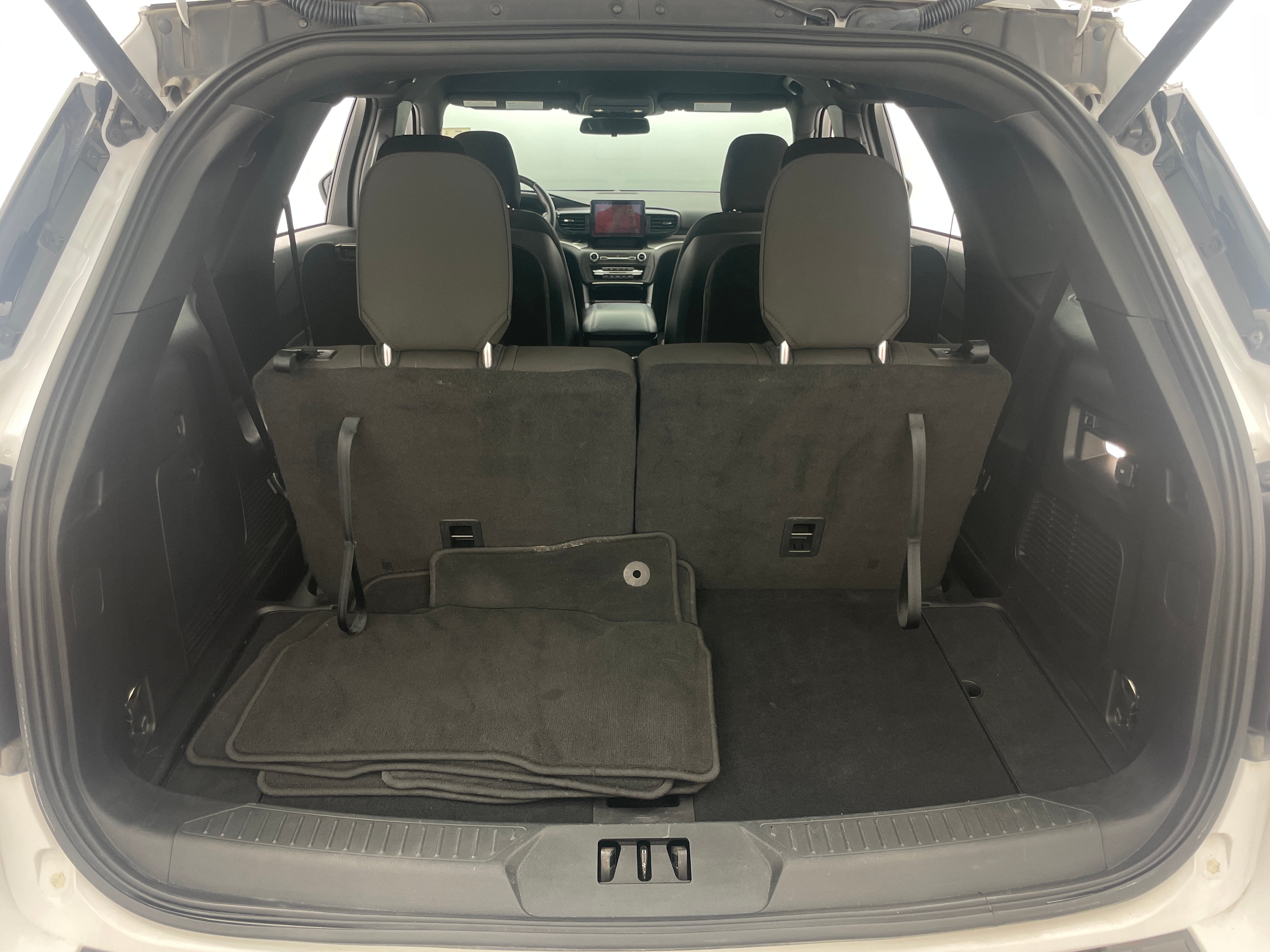 2020 Ford Explorer XLT 7