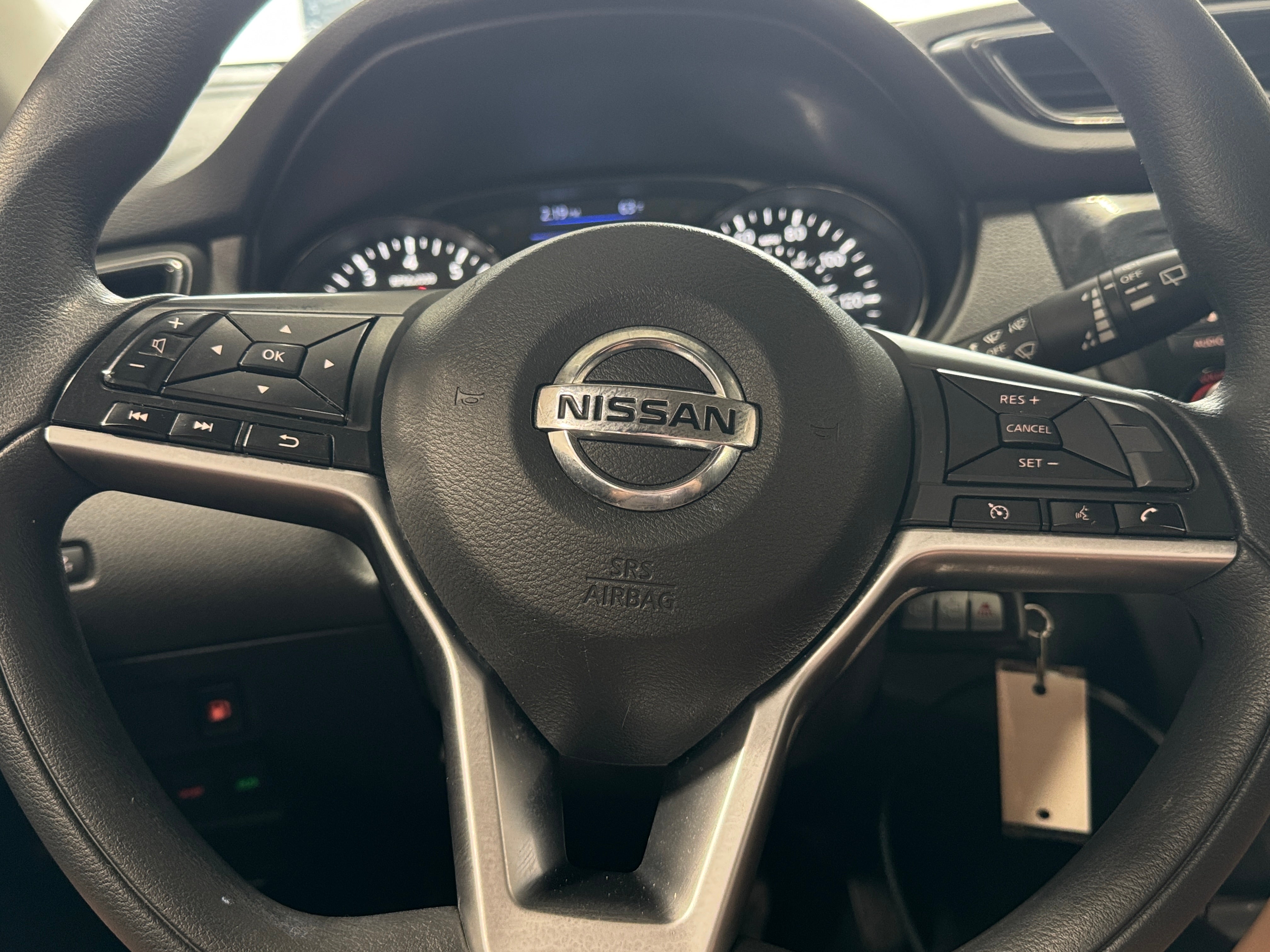 2020 Nissan Rogue S 5