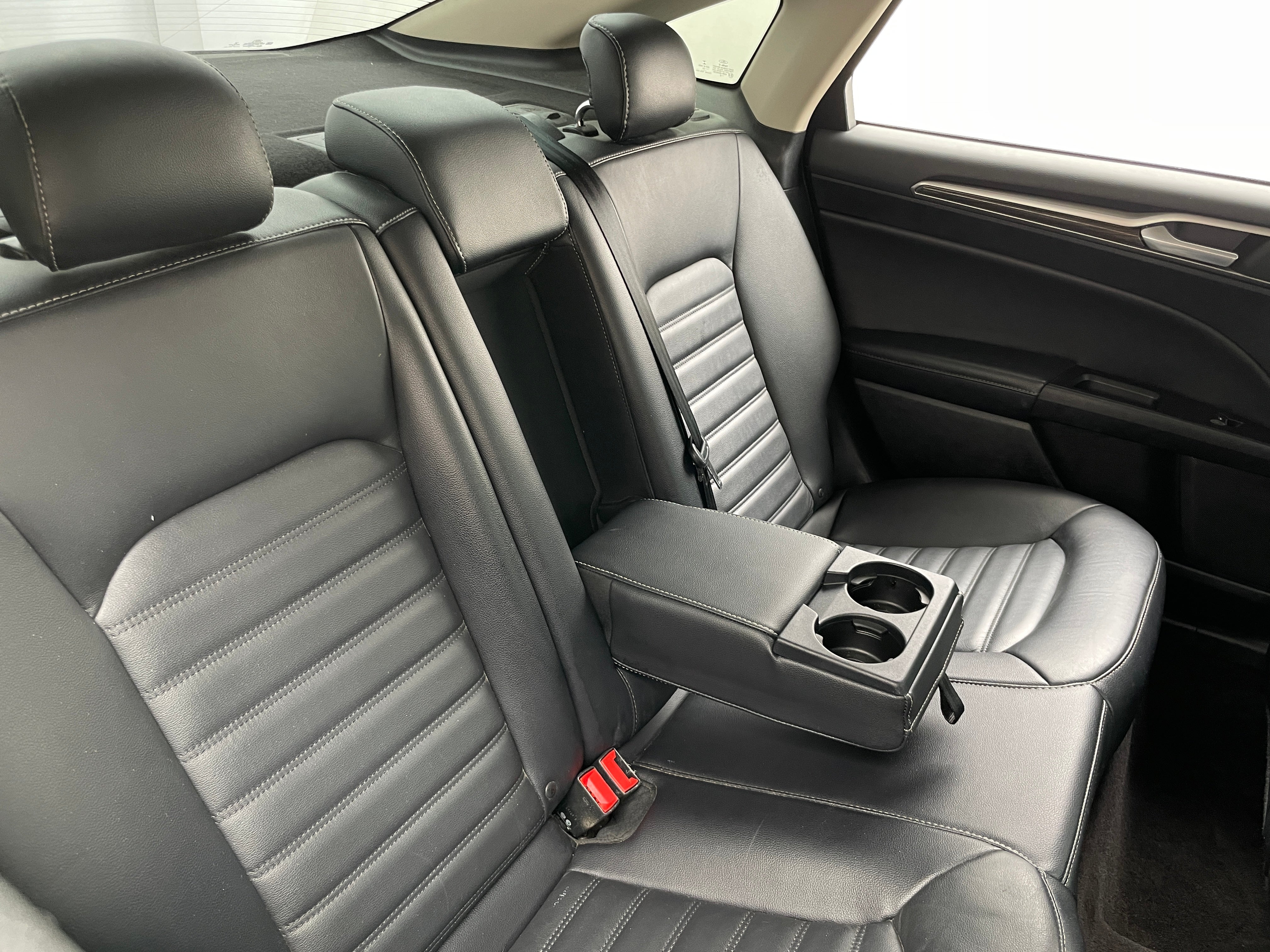 2017 Ford Fusion SE 5