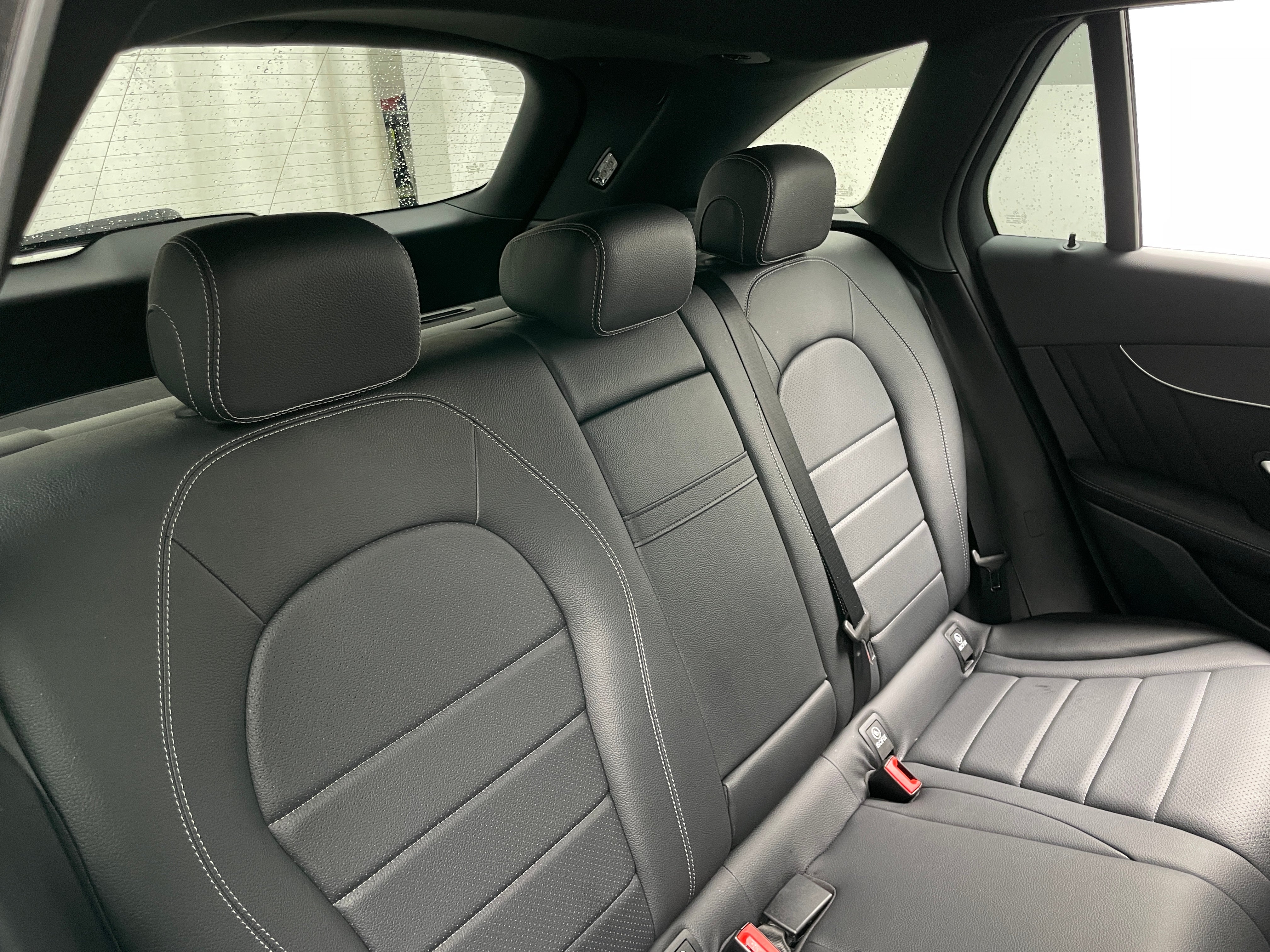 2021 Mercedes-Benz GLC 300 5