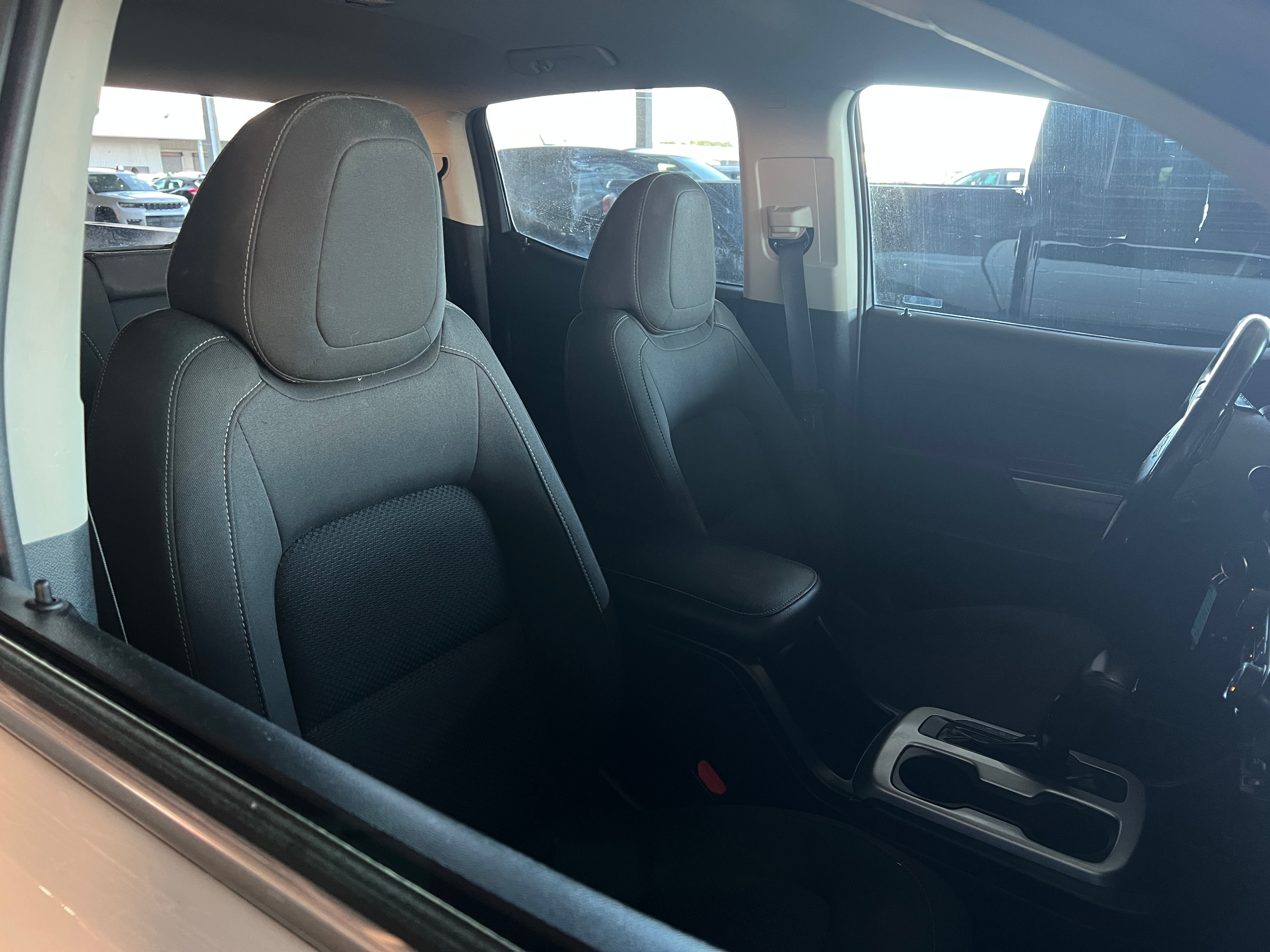 2020 Chevrolet Colorado LT 2