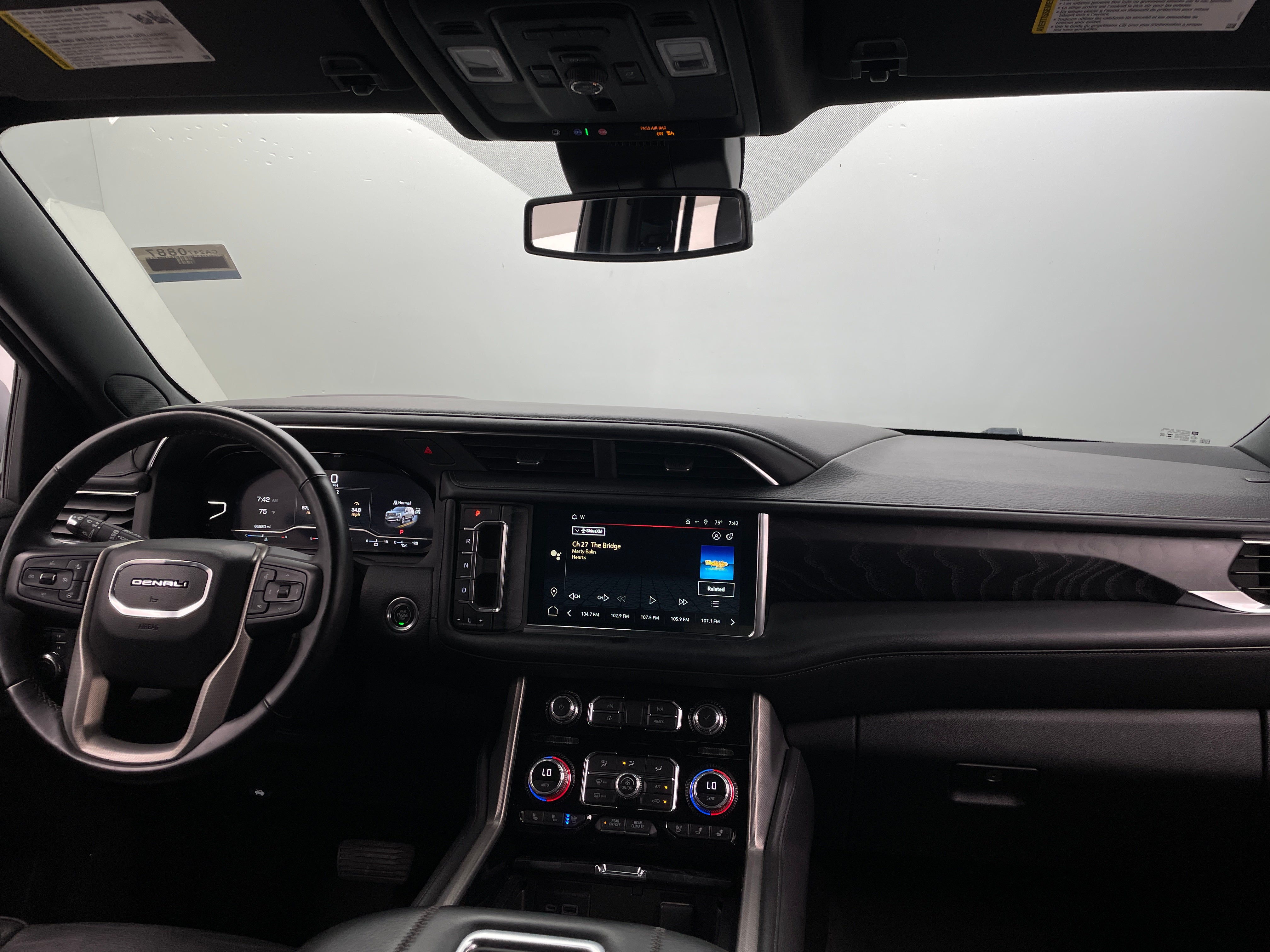 2023 GMC Yukon Denali 2