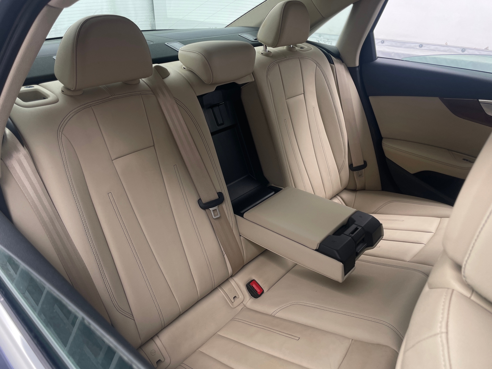 Thumbnail: 2022 Audi A4 - 5