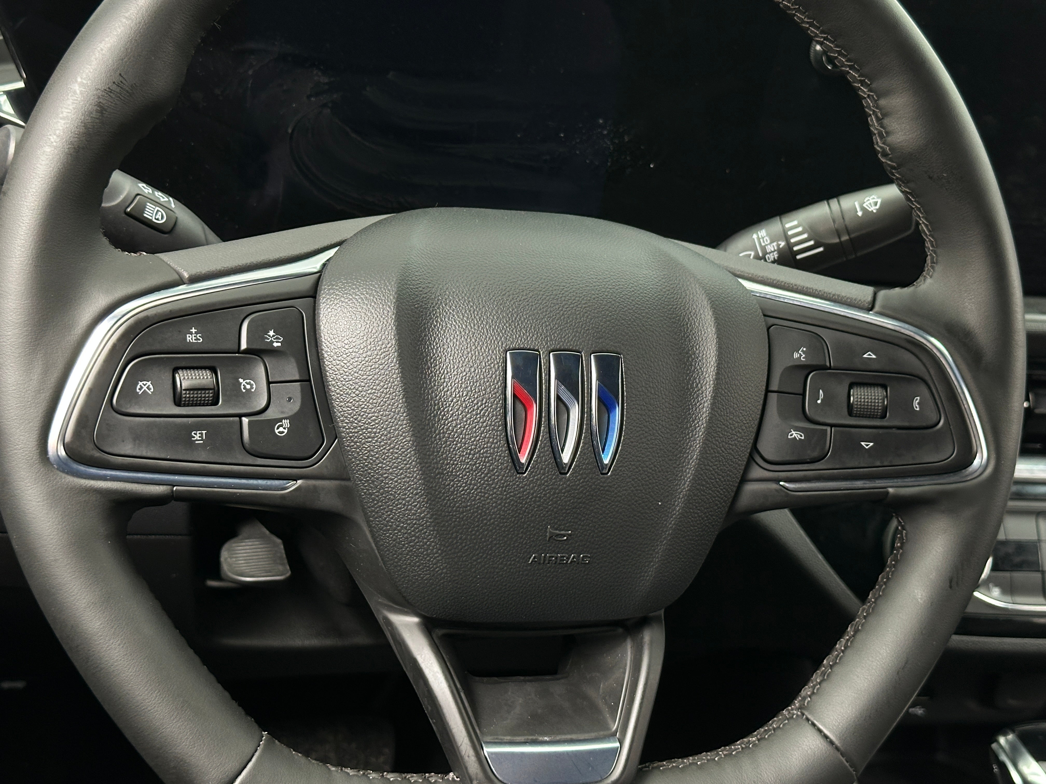 2025 Buick Envista Sport Touring 5
