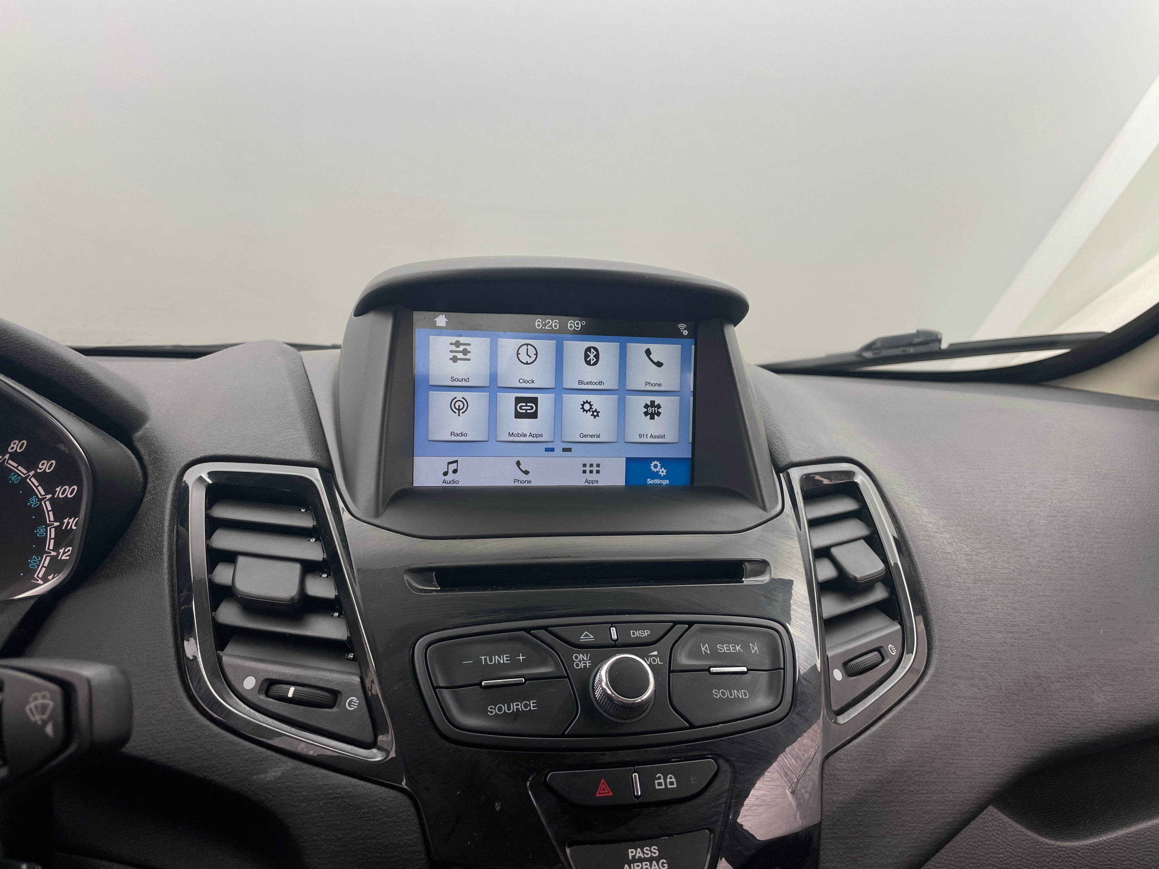 2019 Ford Fiesta SE 4