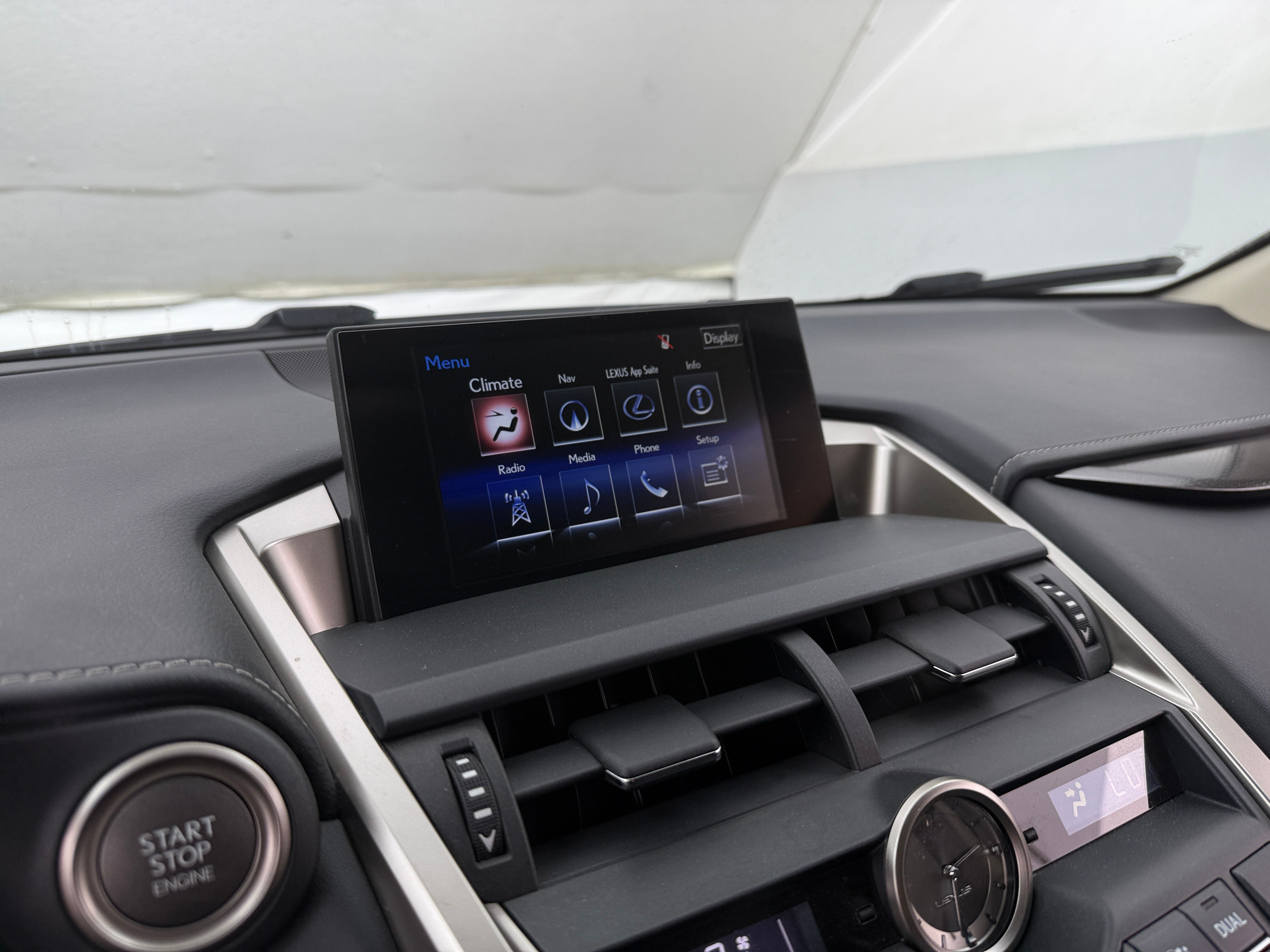 2016 Lexus NX 200t 3