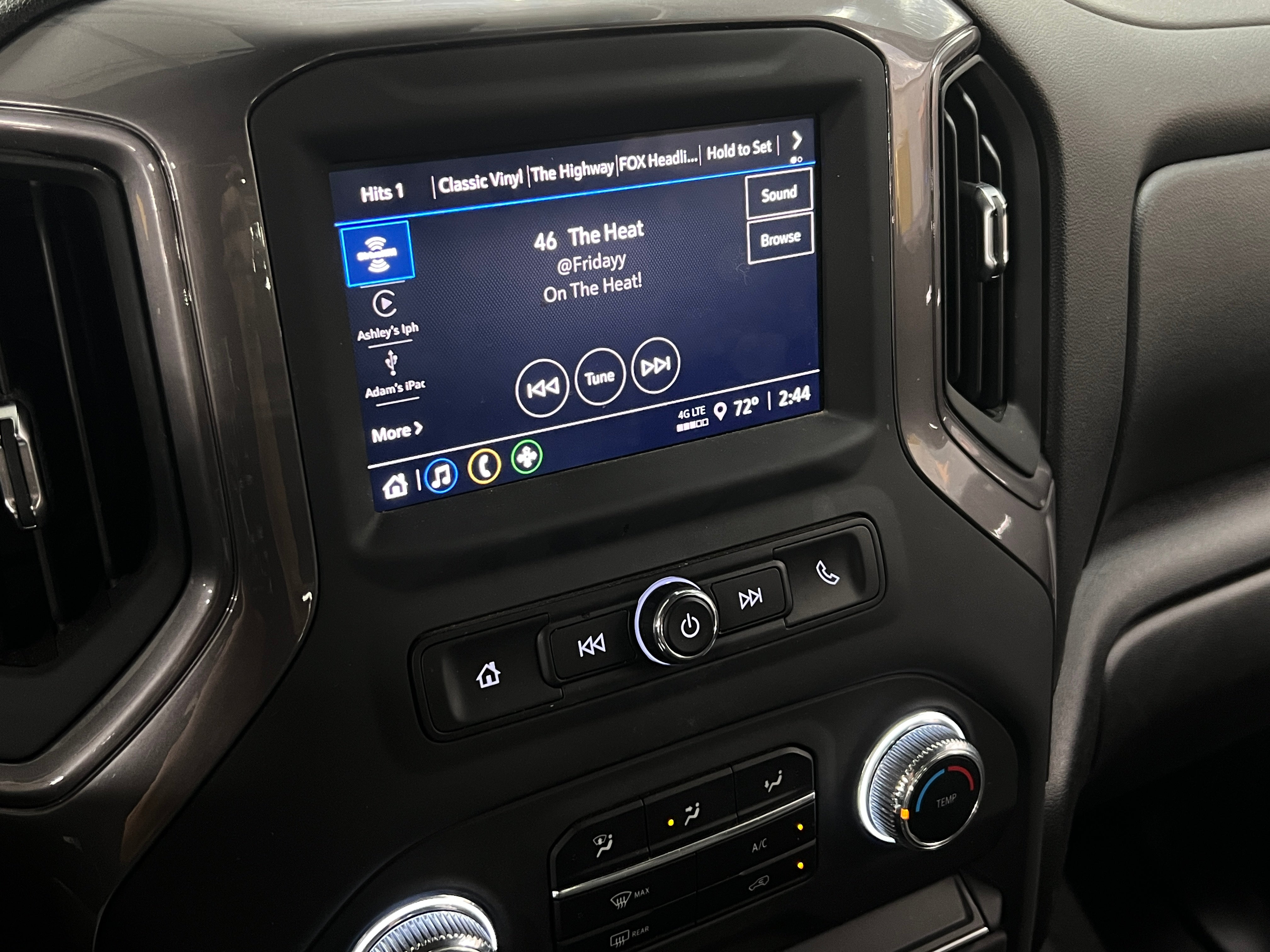 2024 GMC Sierra 1500 Pro 3