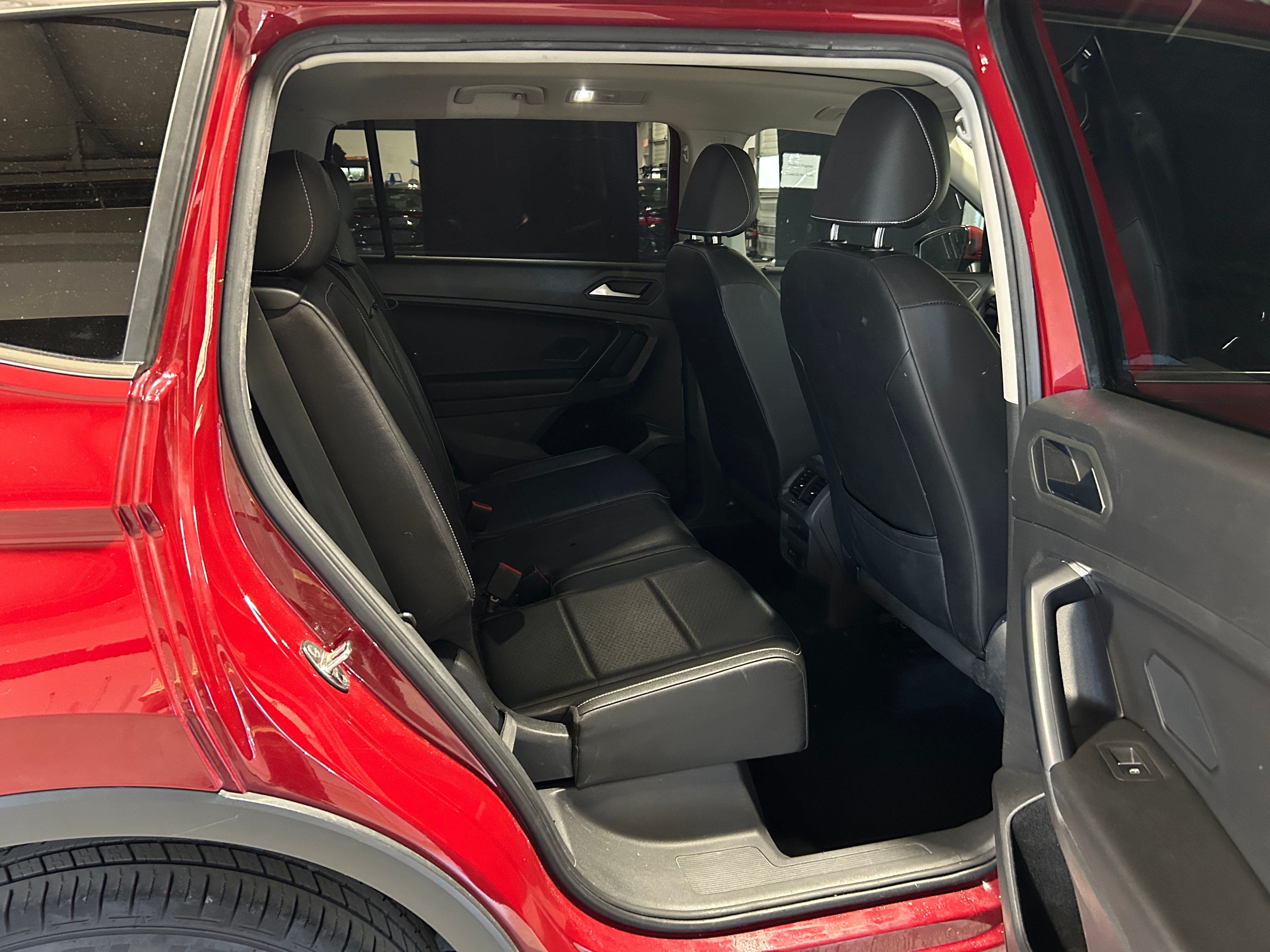 Thumbnail: 2021 Volkswagen Tiguan - 5