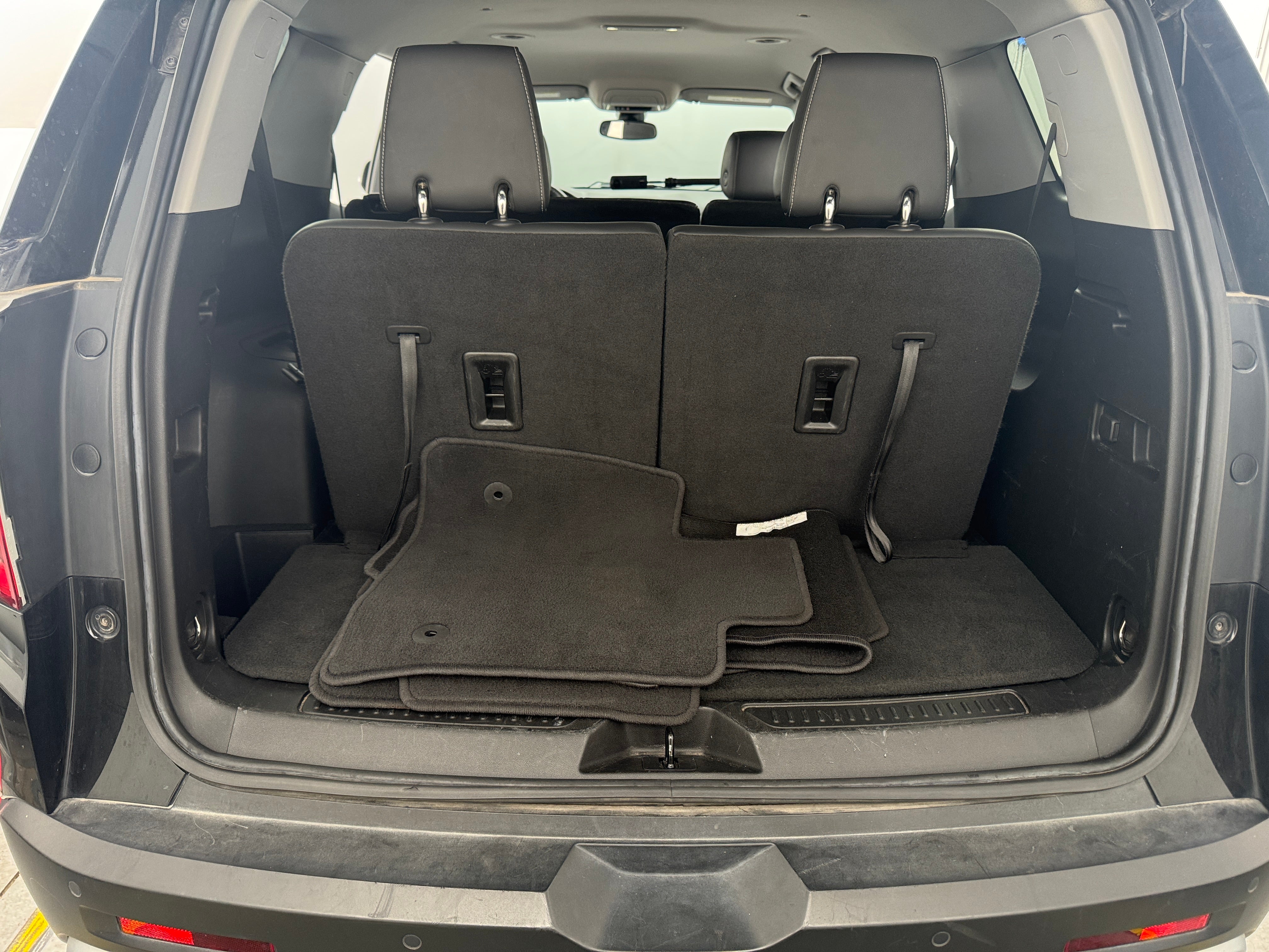 2023 GMC Acadia SLT 7