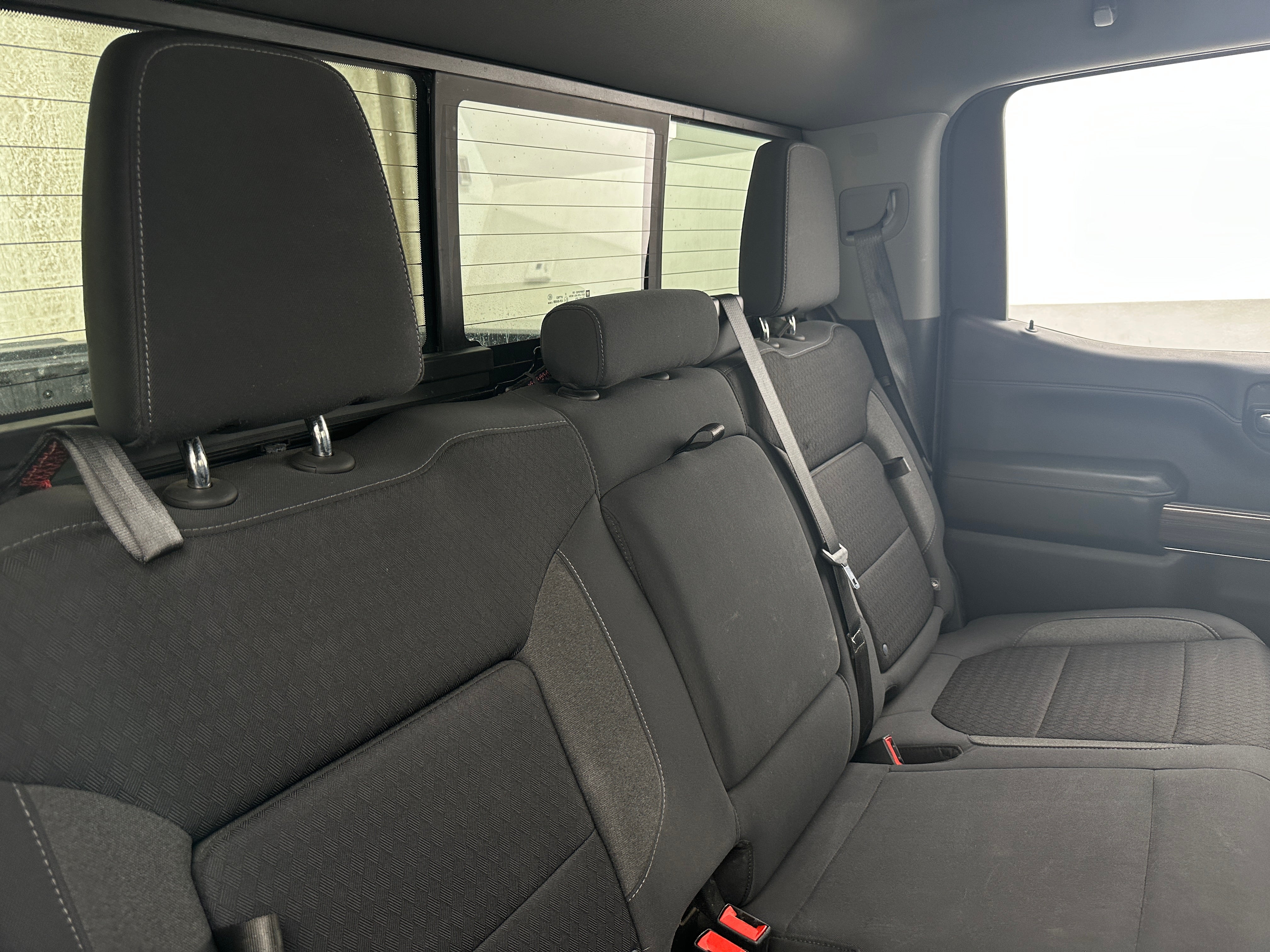 2020 Chevrolet Silverado 1500 RST 6