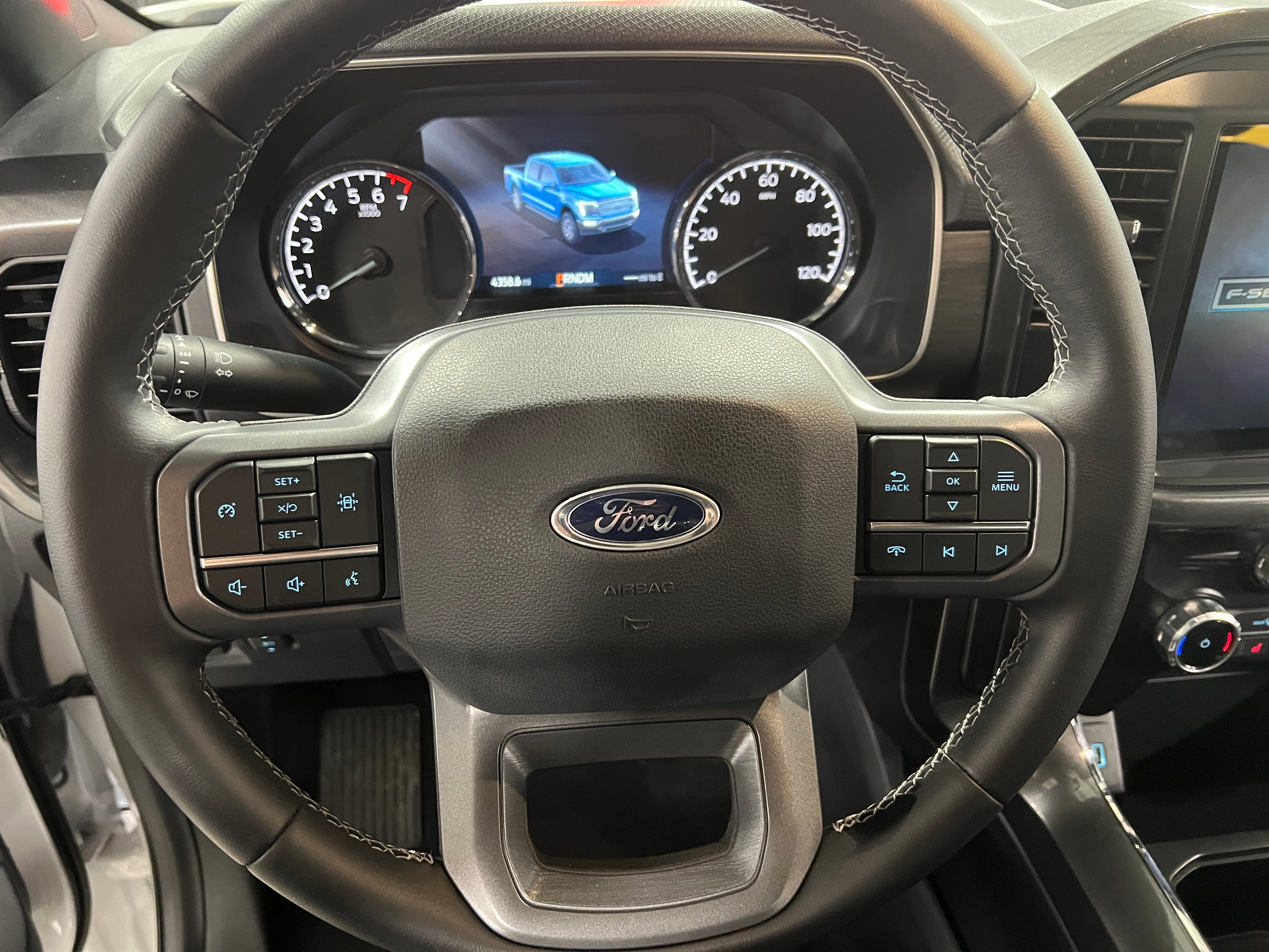 2023 Ford Econoline E-150 5