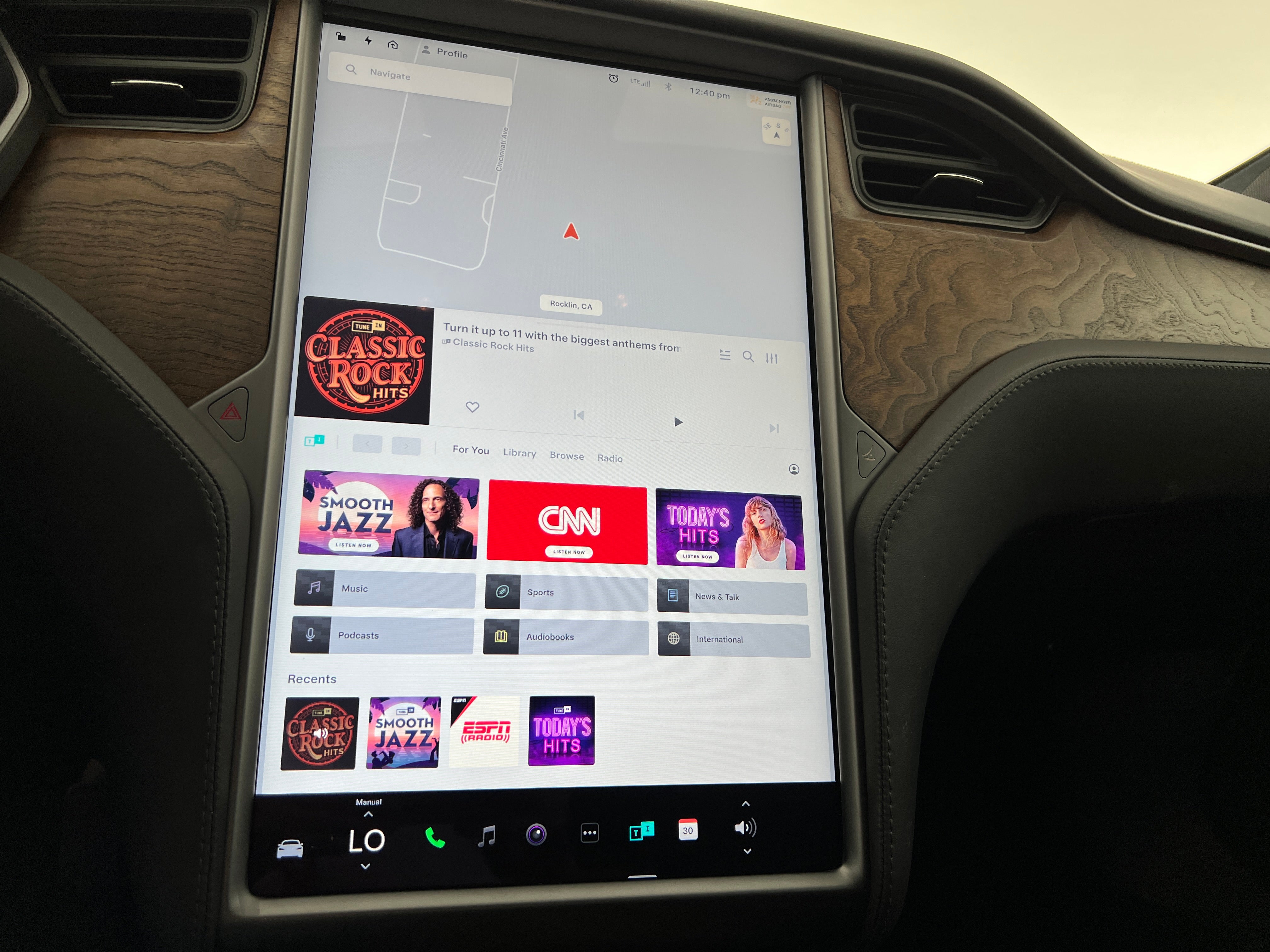 2020 Tesla Model S Long Range 3