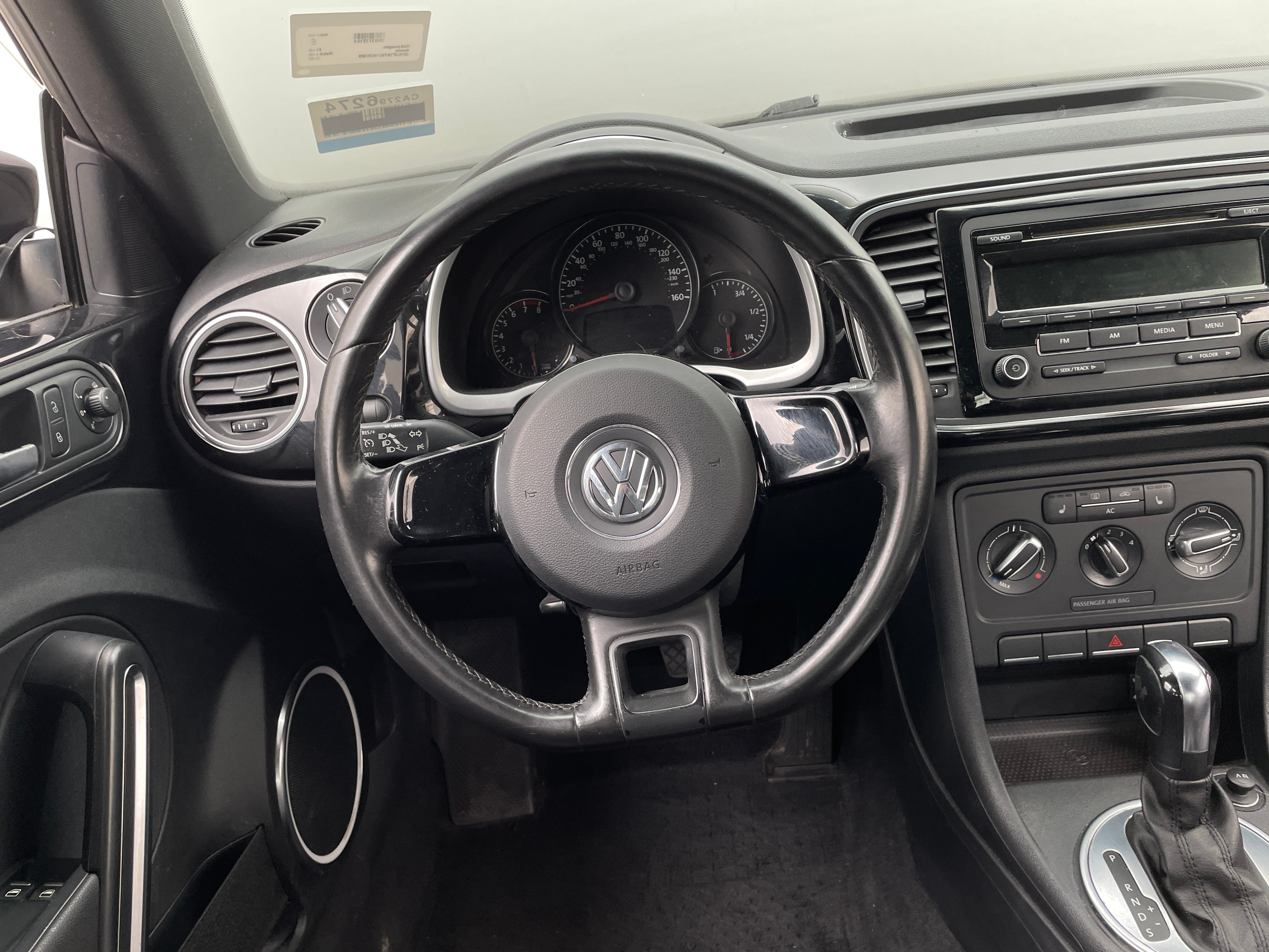 2012 Volkswagen Beetle  4