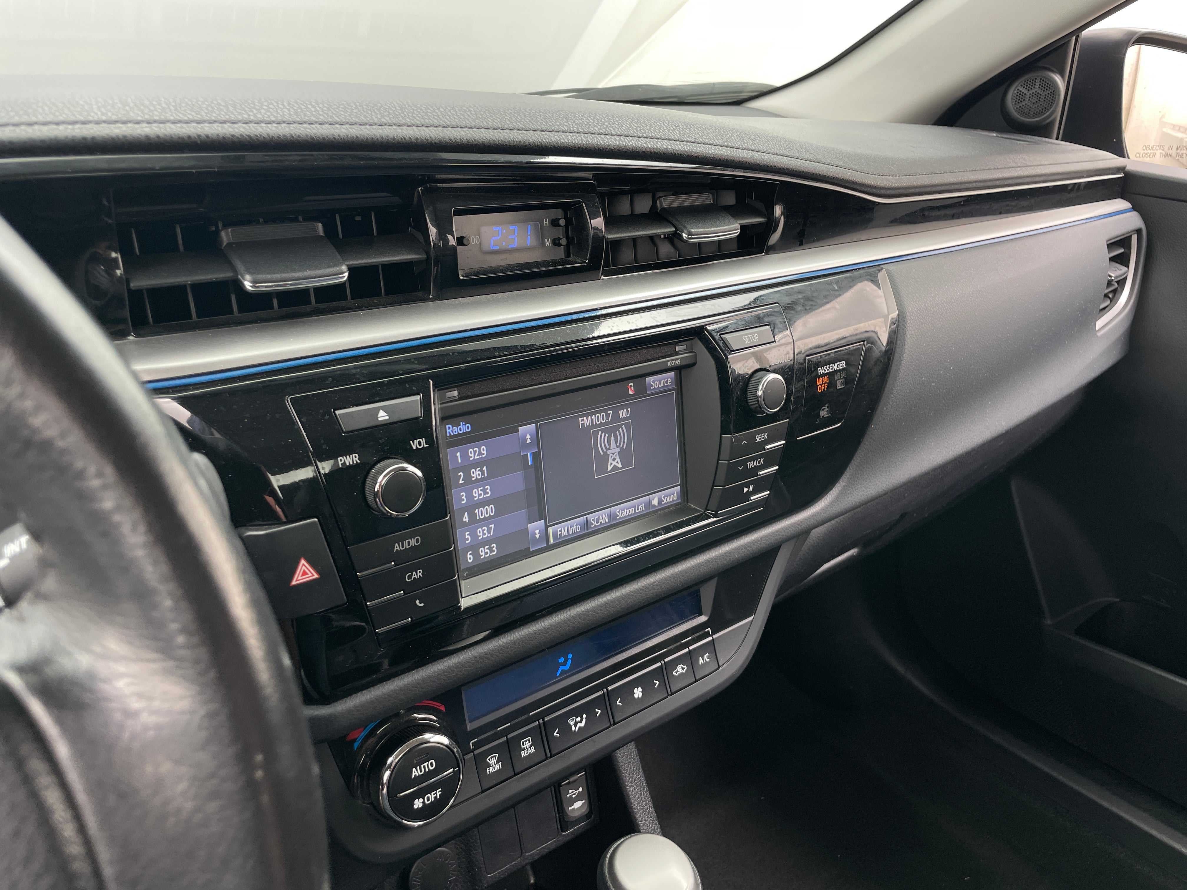 2014 Toyota Corolla S 4