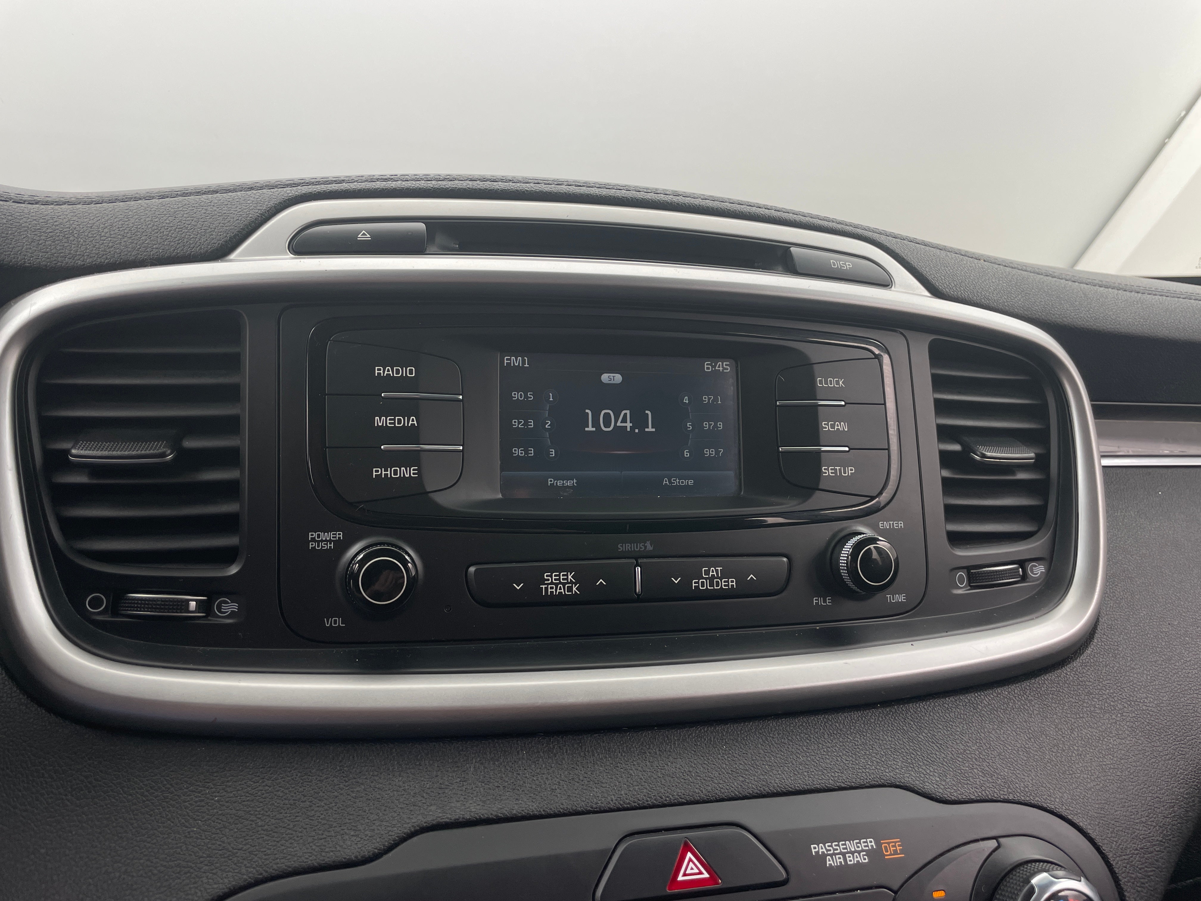 2018 Kia Sorento L 4