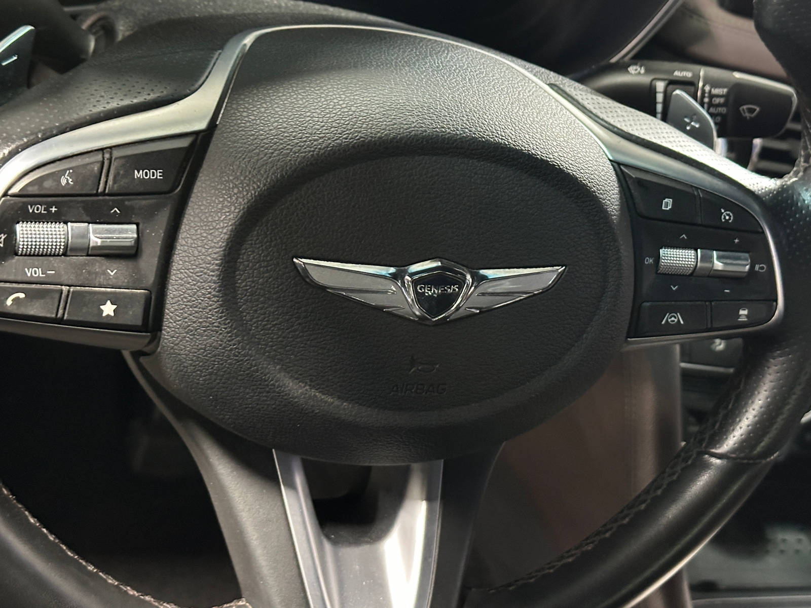 Thumbnail: 2022 Genesis G70 - 4