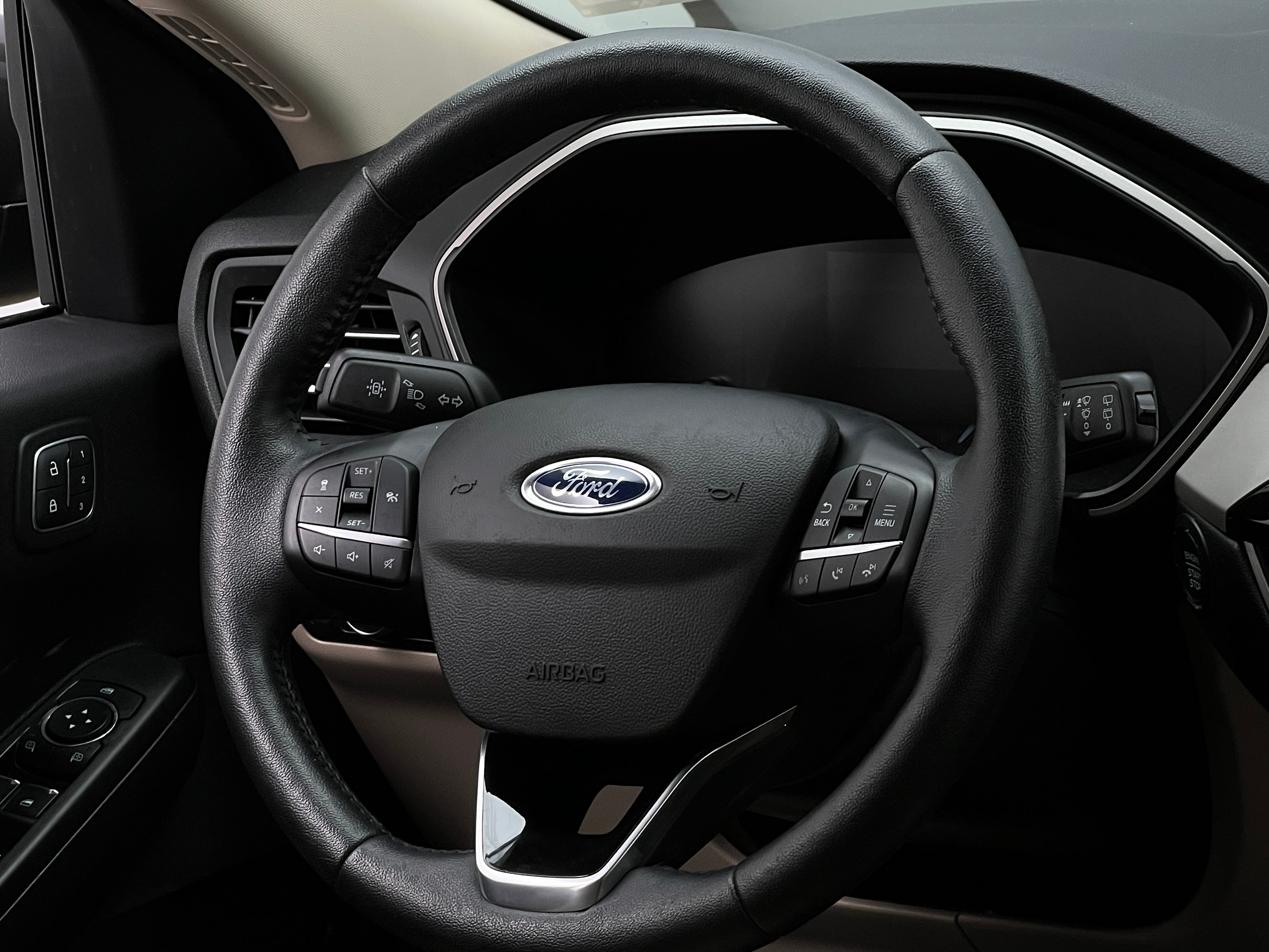2020 Ford Escape SEL 4