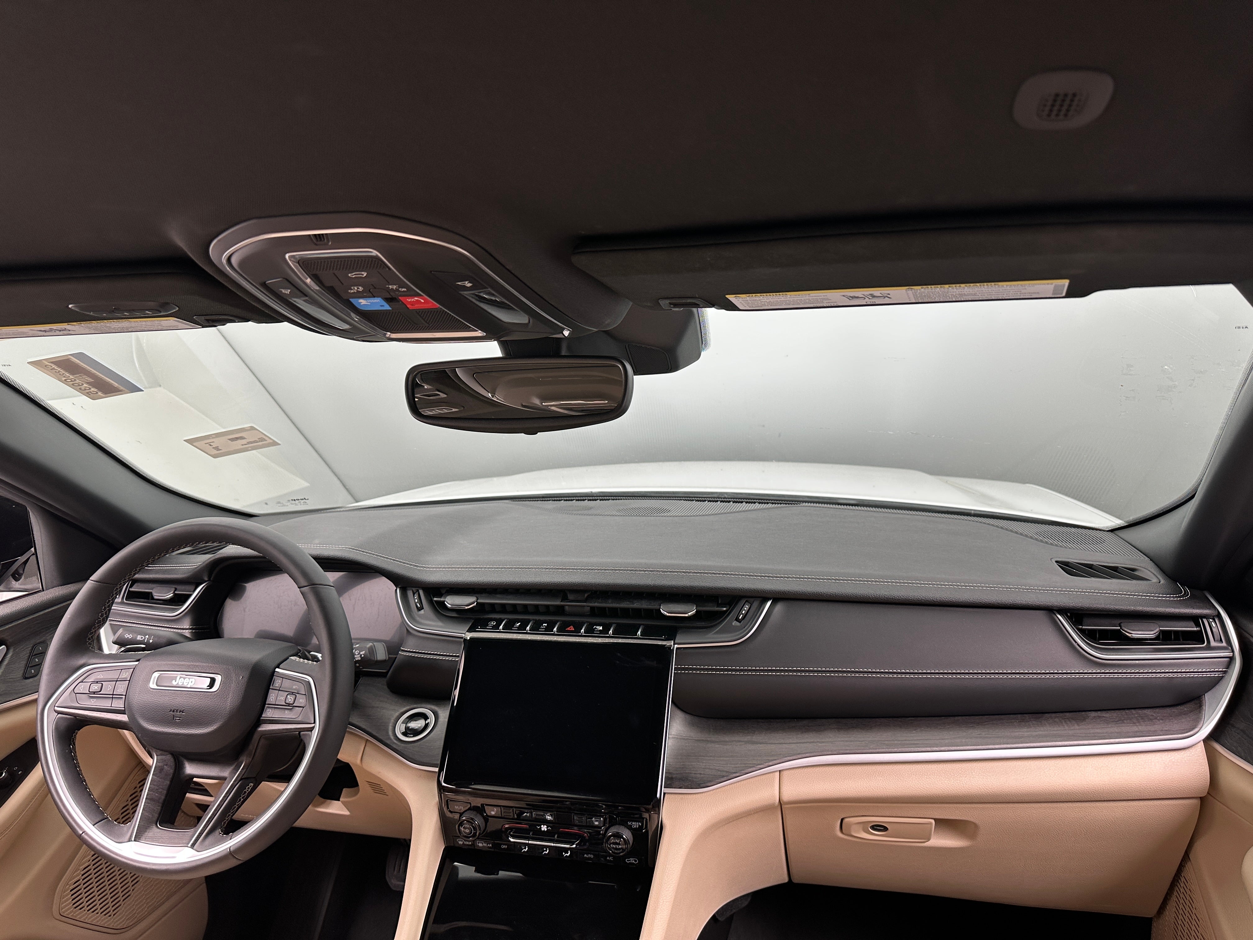 2024 Jeep Grand Cherokee Limited Edition 2