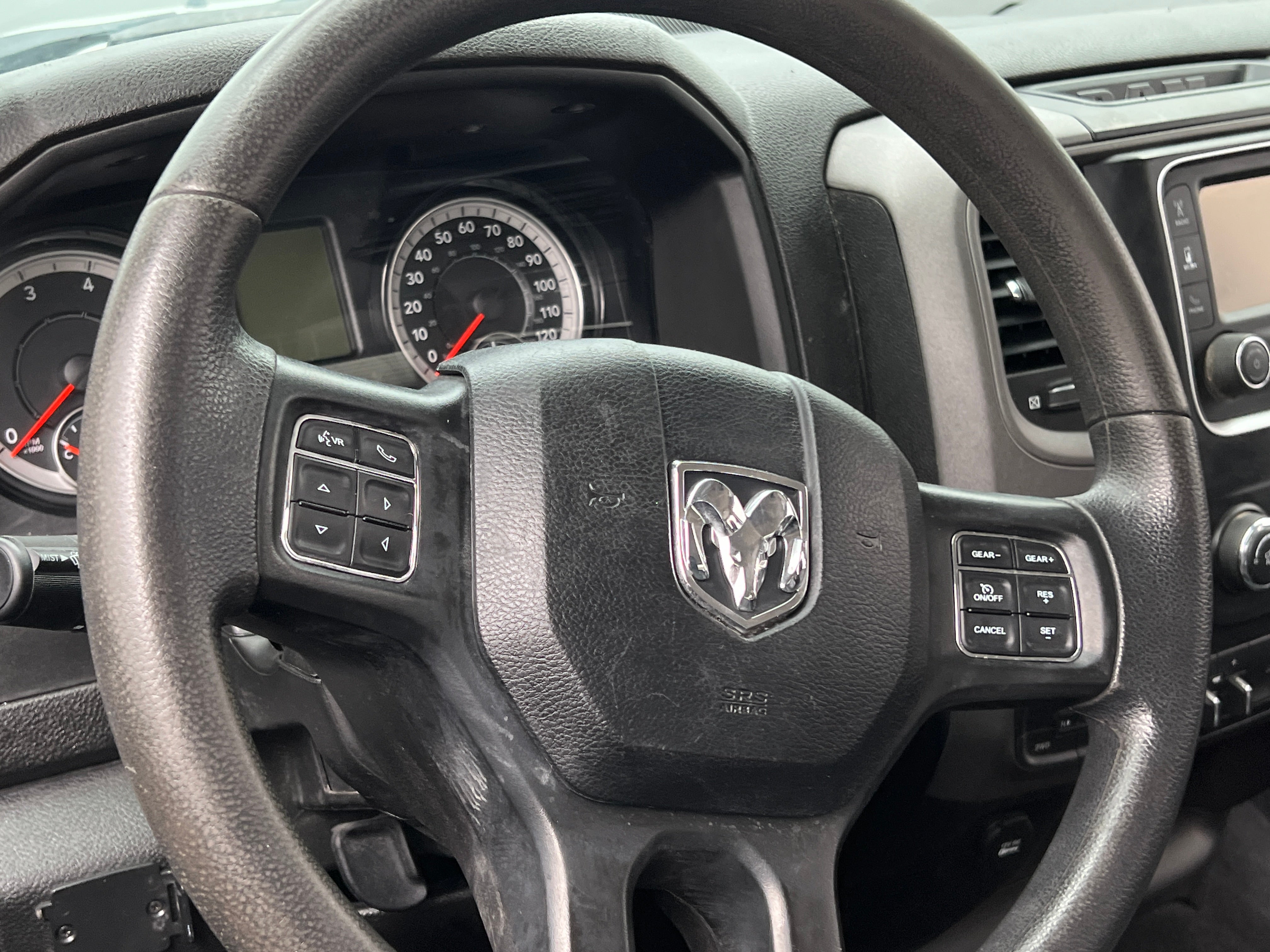 2021 RAM 1500 Classic Tradesman 4