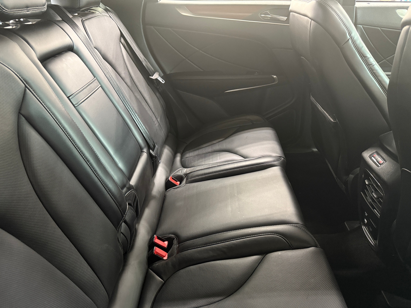 Thumbnail: 2019 Lincoln MKC - 5