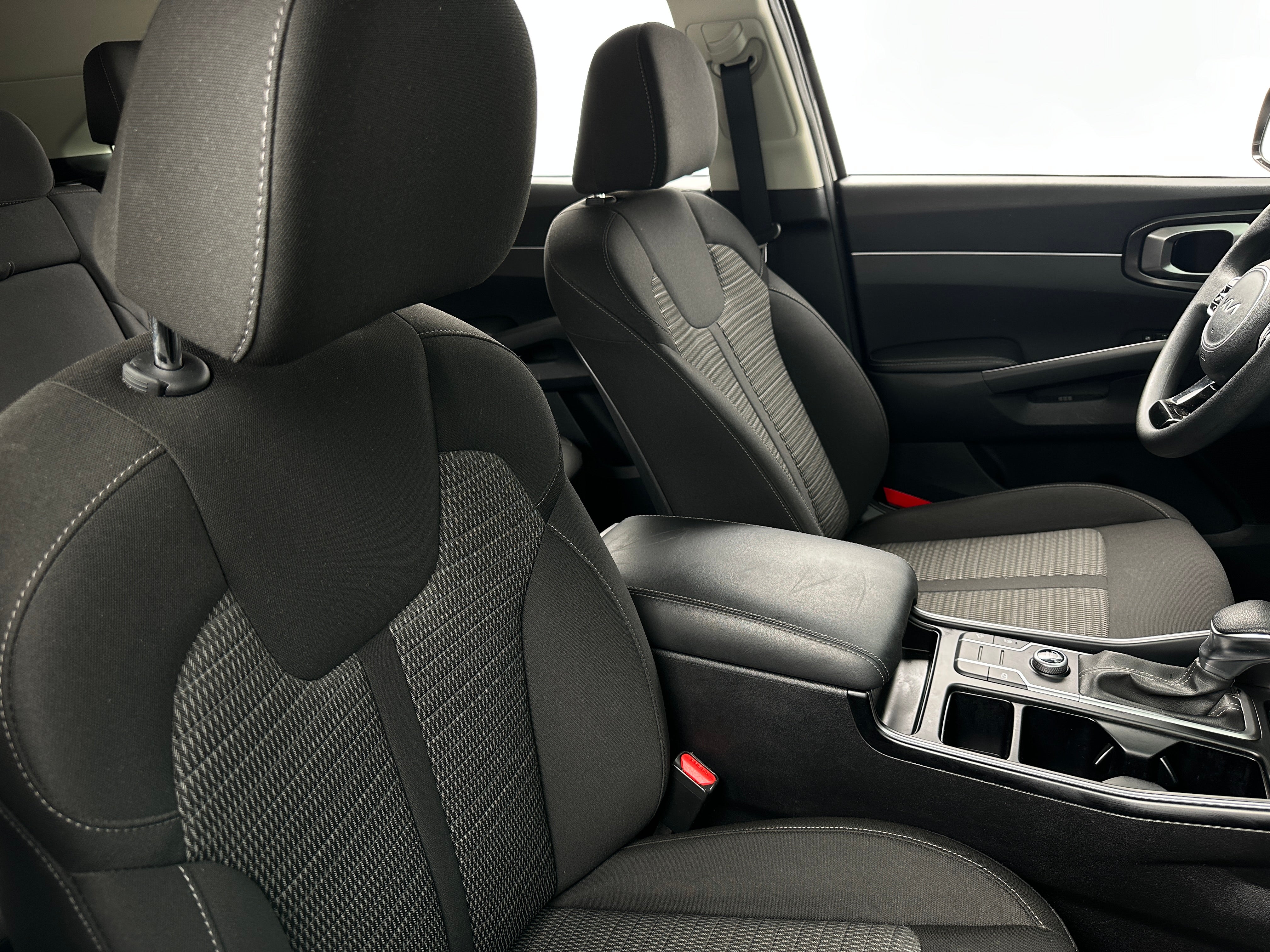 2023 Kia Sorento LX 2