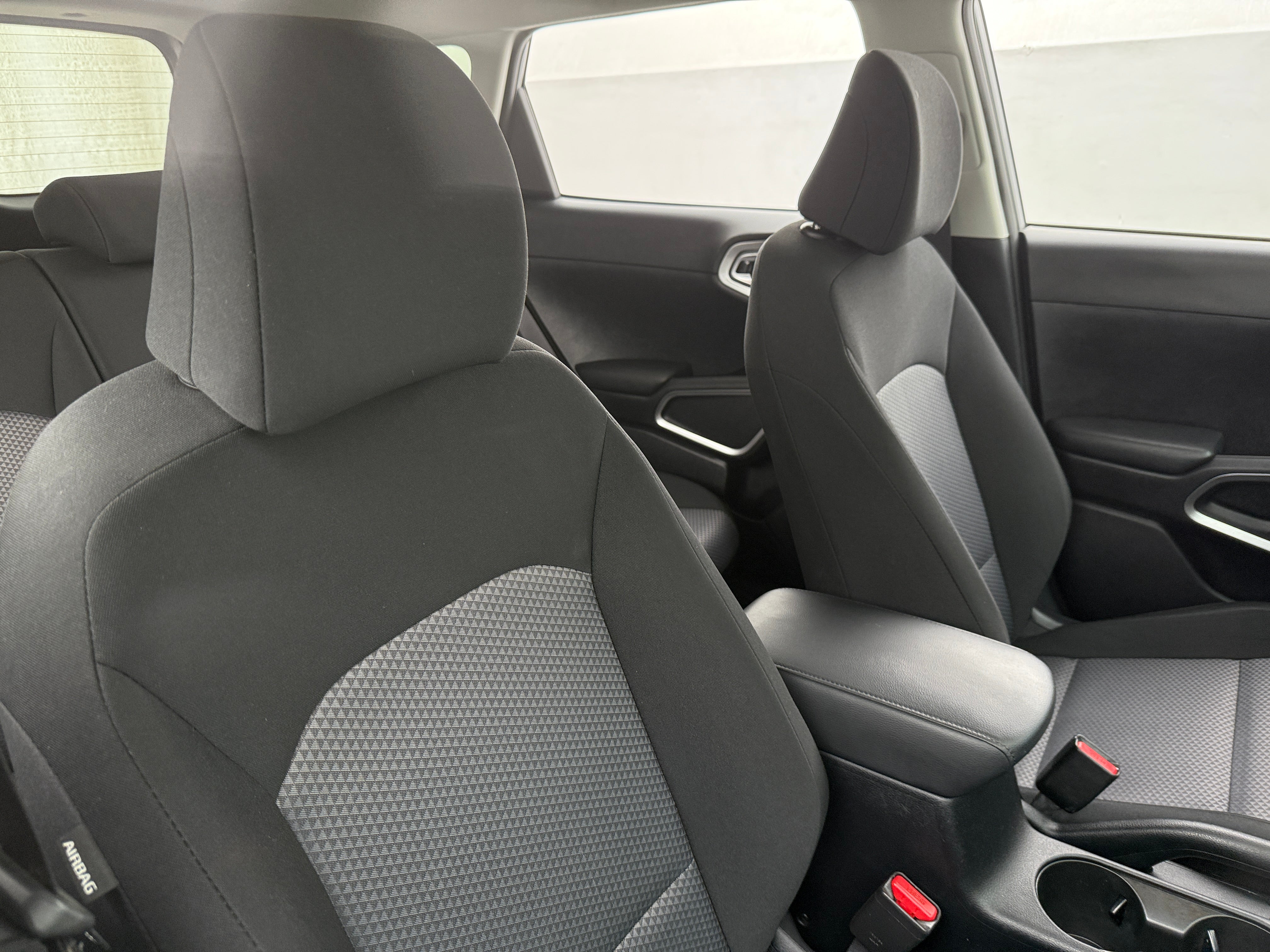 2022 Kia Soul LX 2