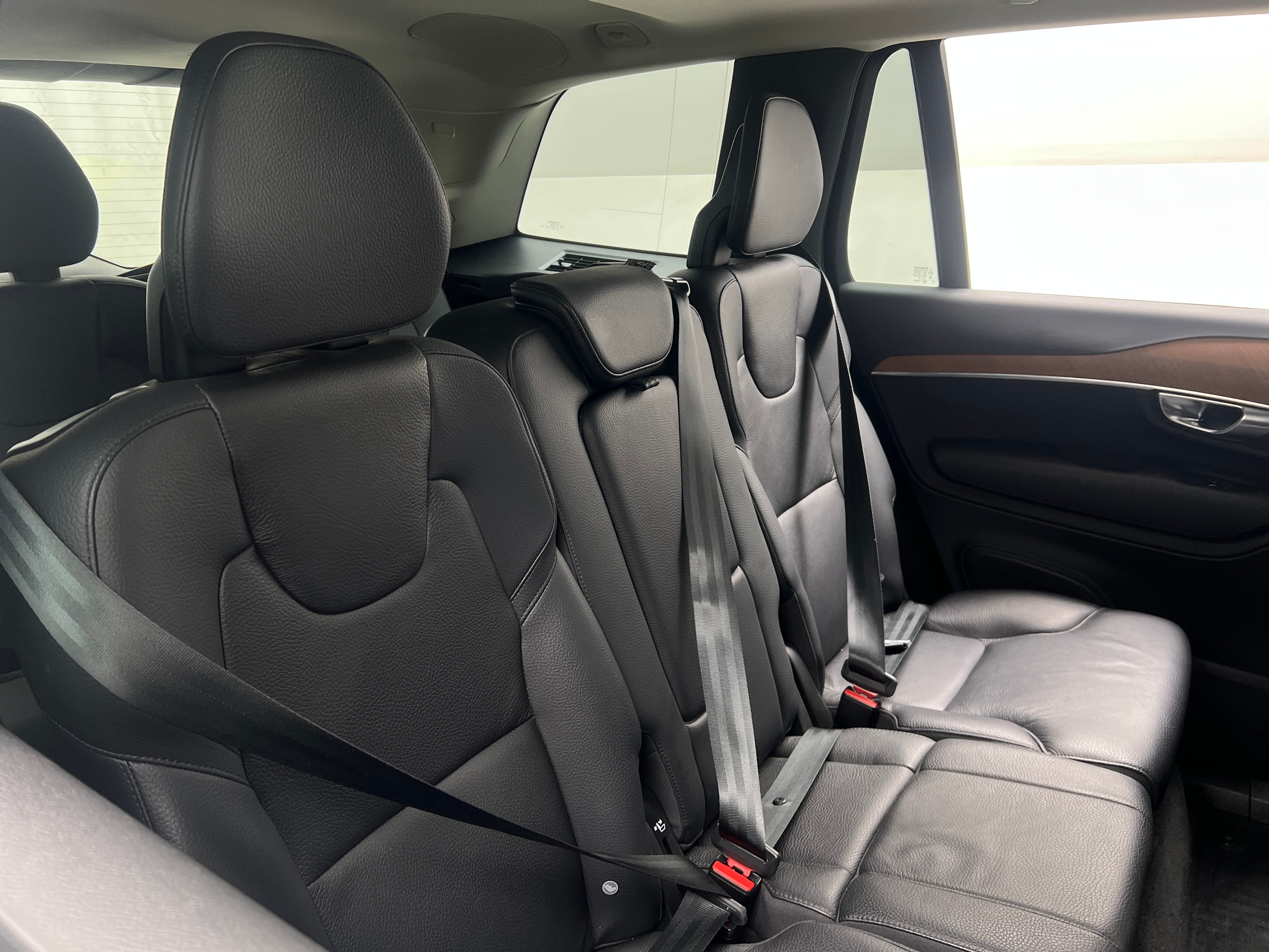 2022 Volvo XC90  5