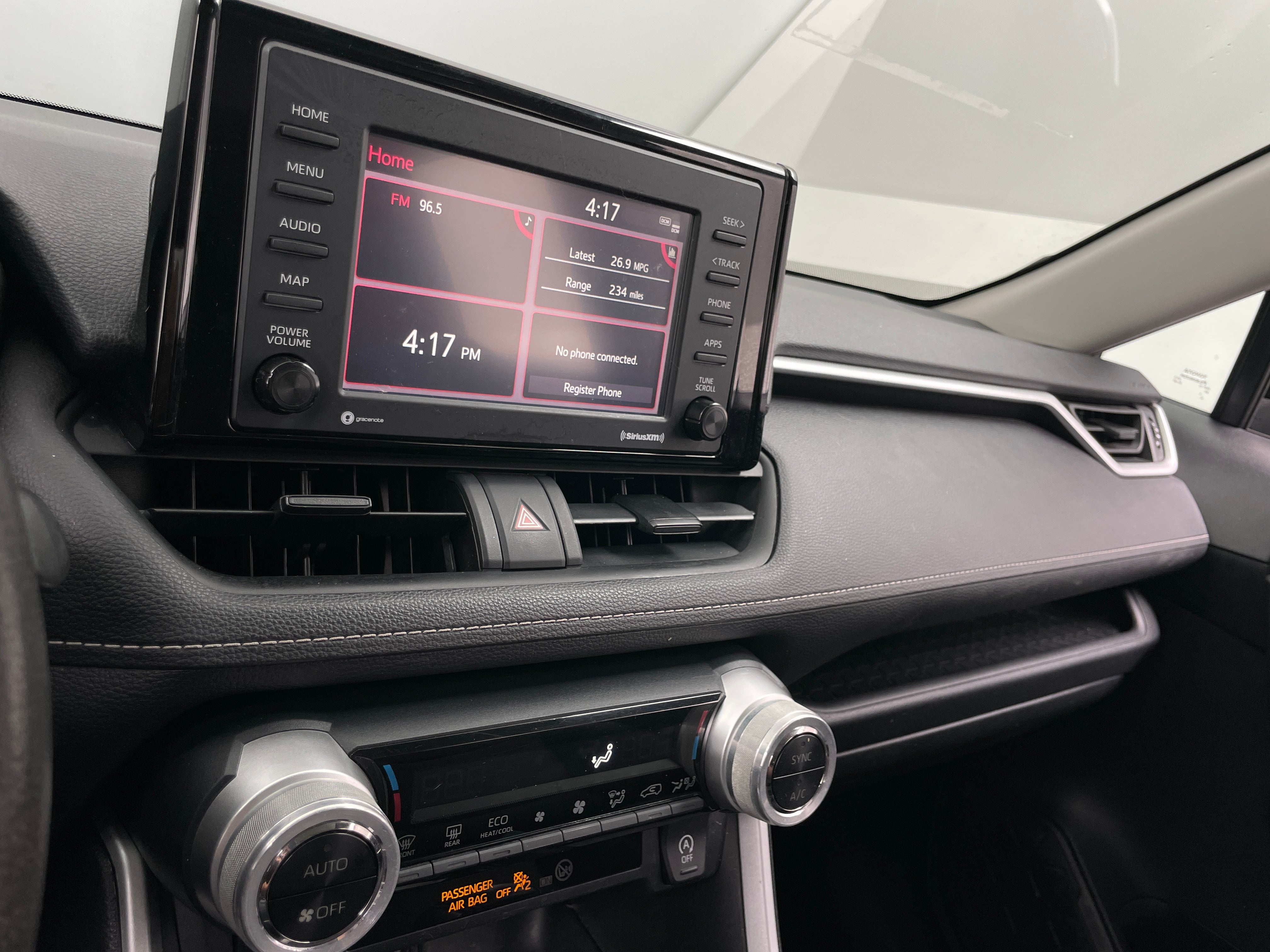 2020 Toyota RAV4 XLE 4