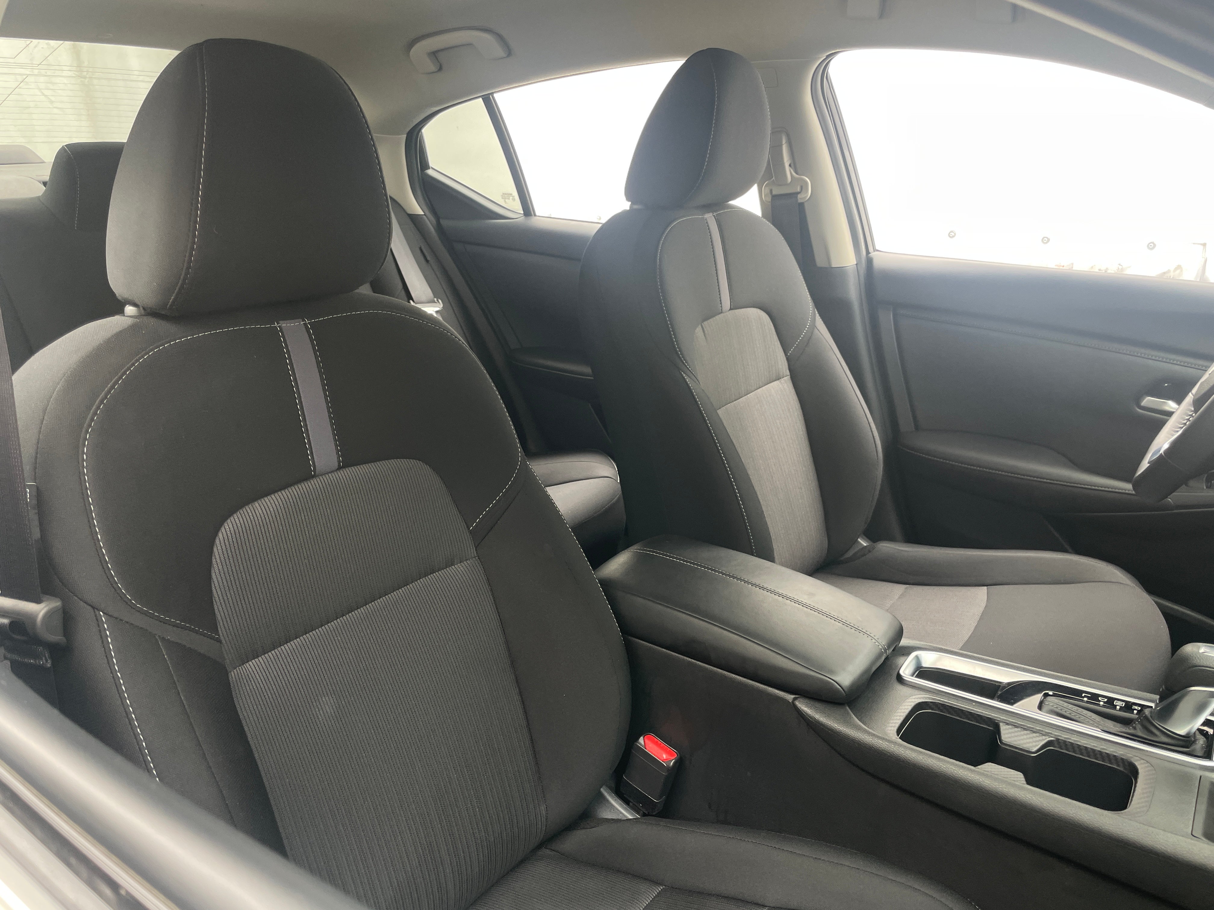2024 Nissan Sentra SV 2