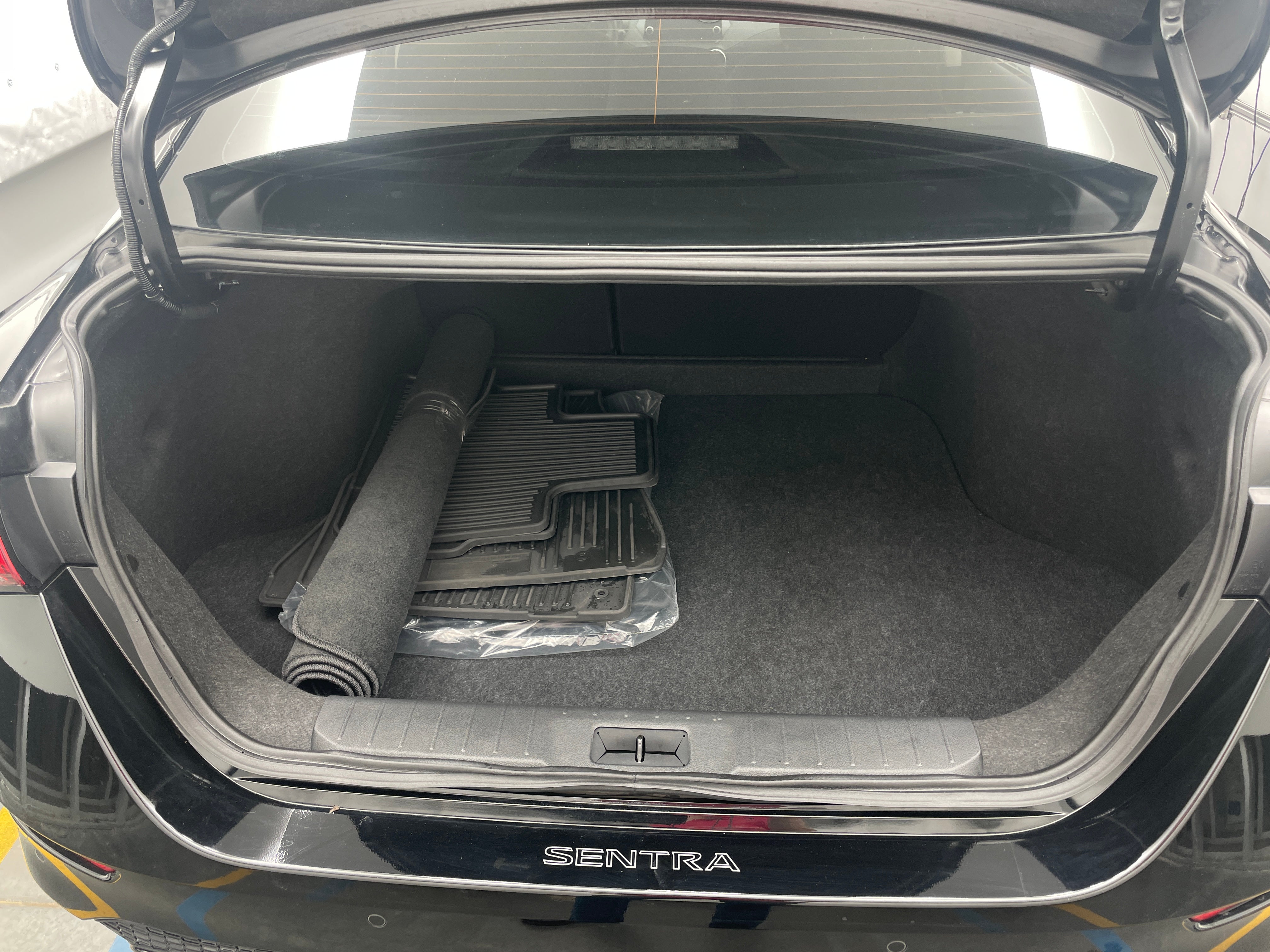 2024 Nissan Sentra SV 7