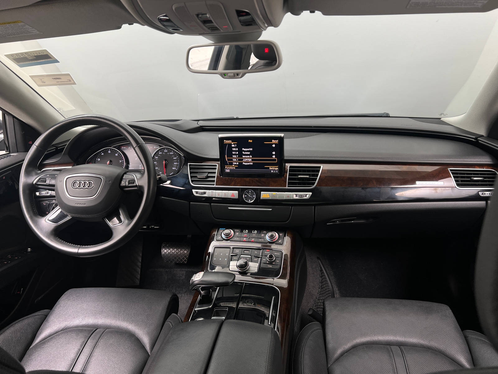Thumbnail: 2017 Audi A8 - 2