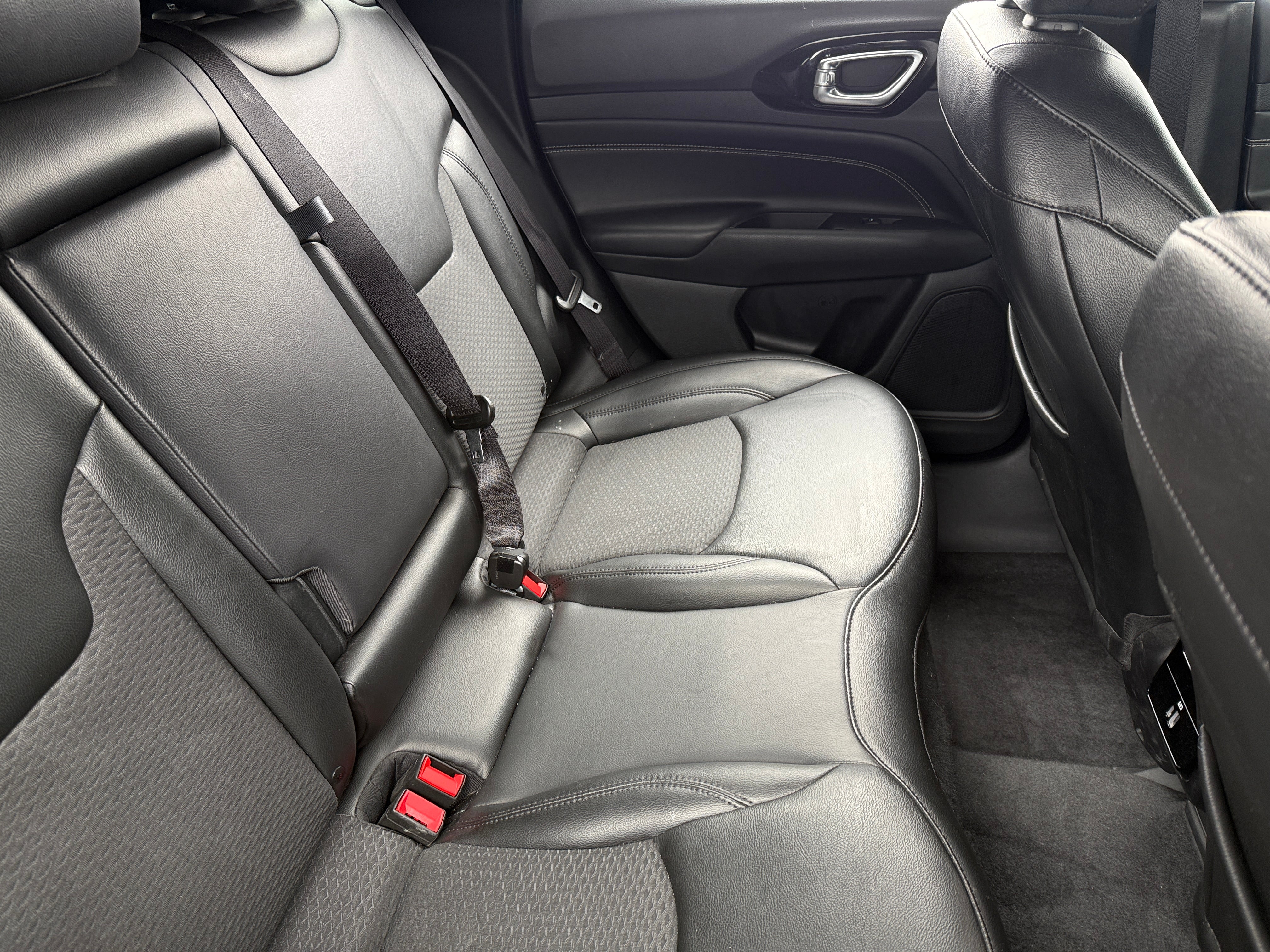 2022 Jeep Compass Altitude 6