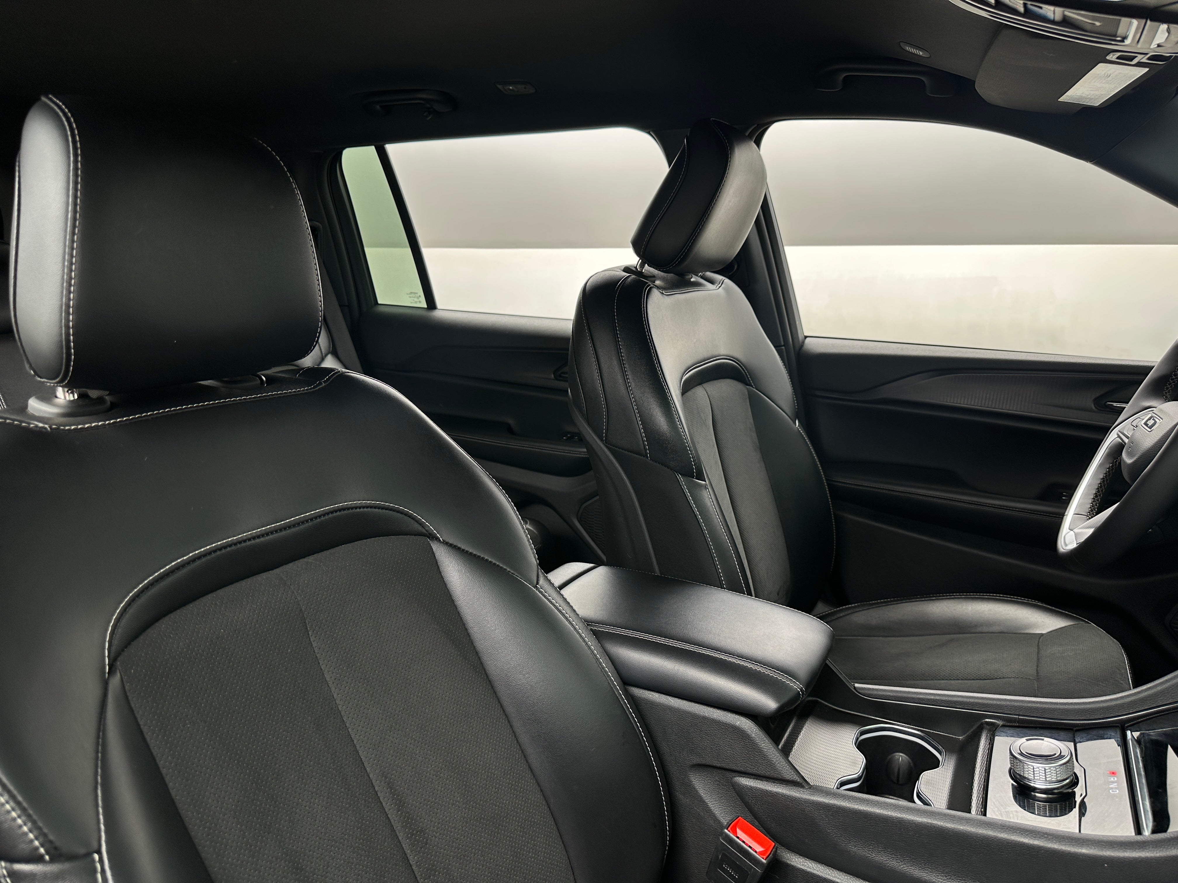 2024 Jeep Grand Cherokee L Altitude 2