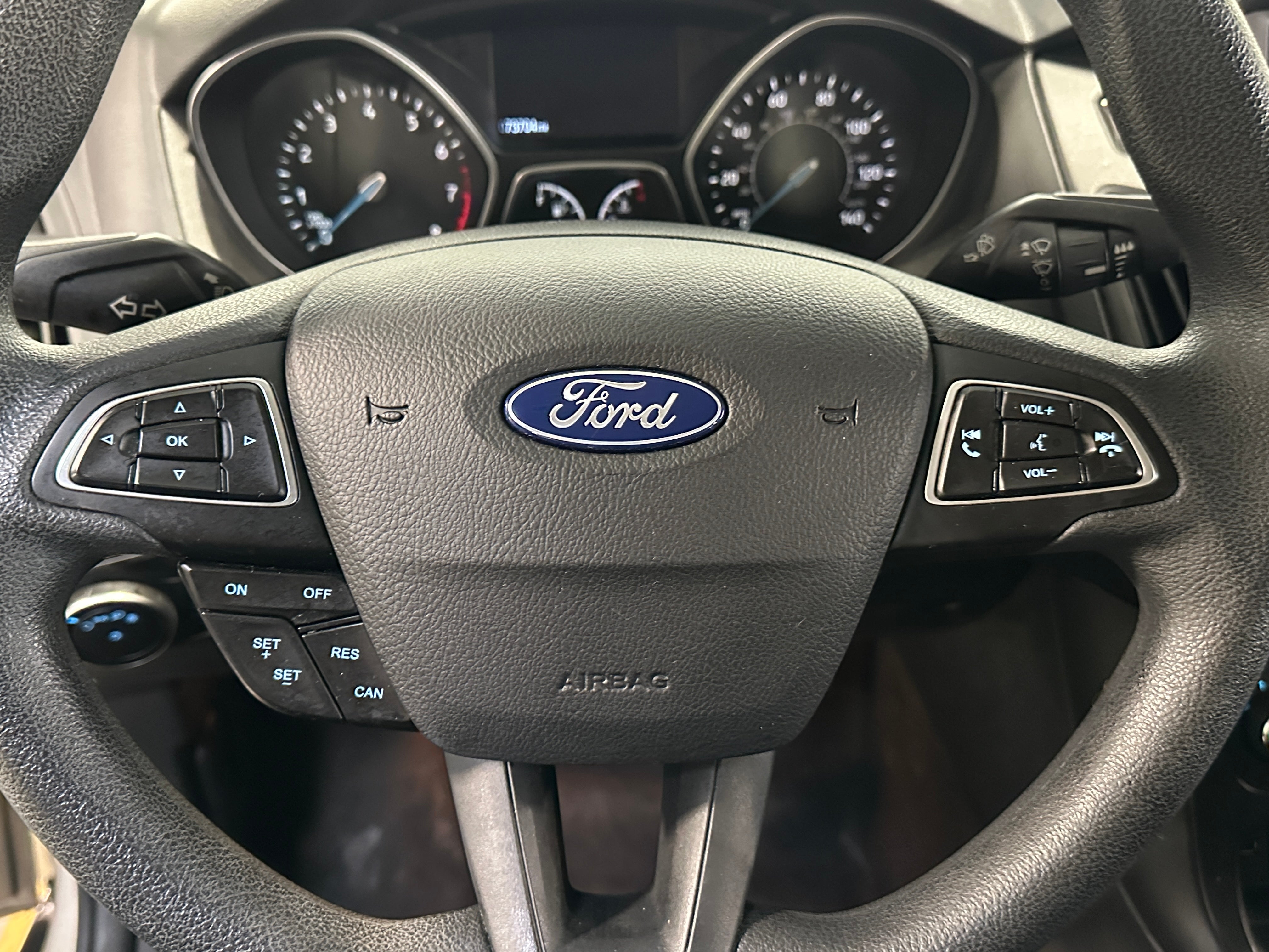 2017 Ford Focus SE 5